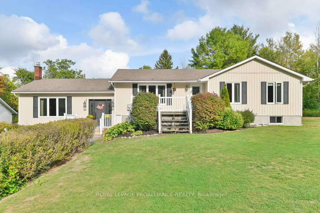466 Mackenzie Road