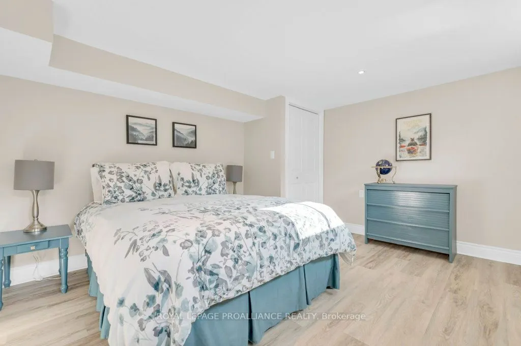 466 Mackenzie Road