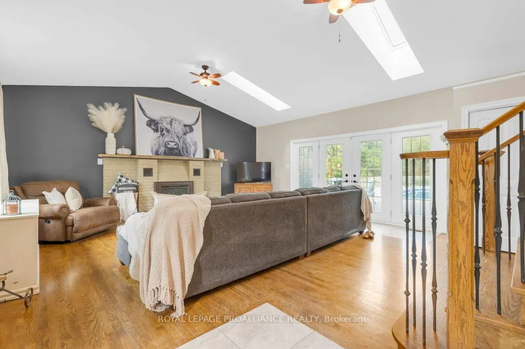 466 Mackenzie Road