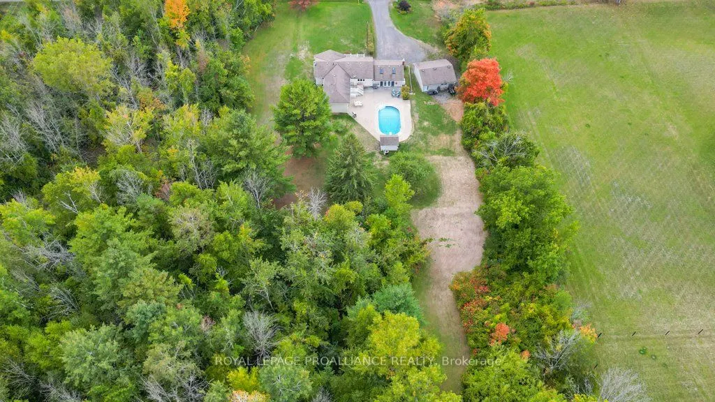 466 Mackenzie Road