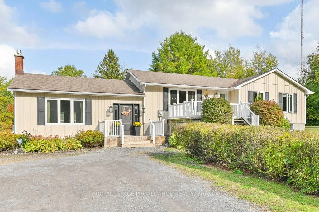 466 Mackenzie Road