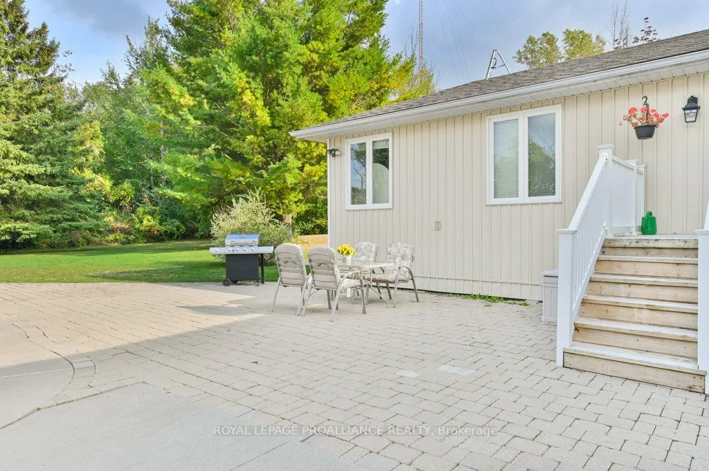 466 Mackenzie Road