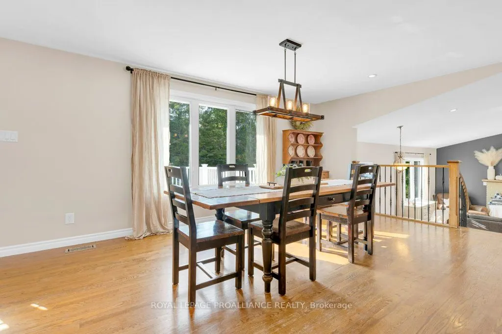 466 Mackenzie Road