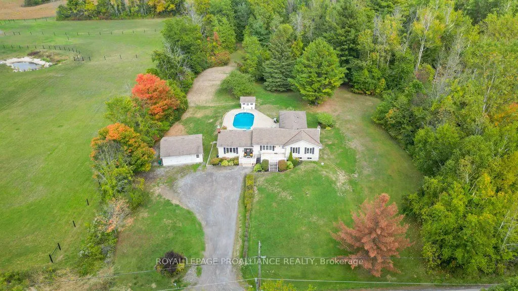 466 Mackenzie Road