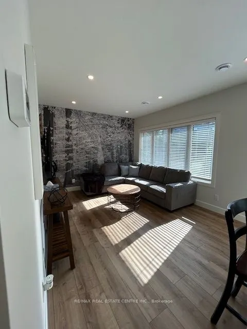 9703 Dundas Street E, #2