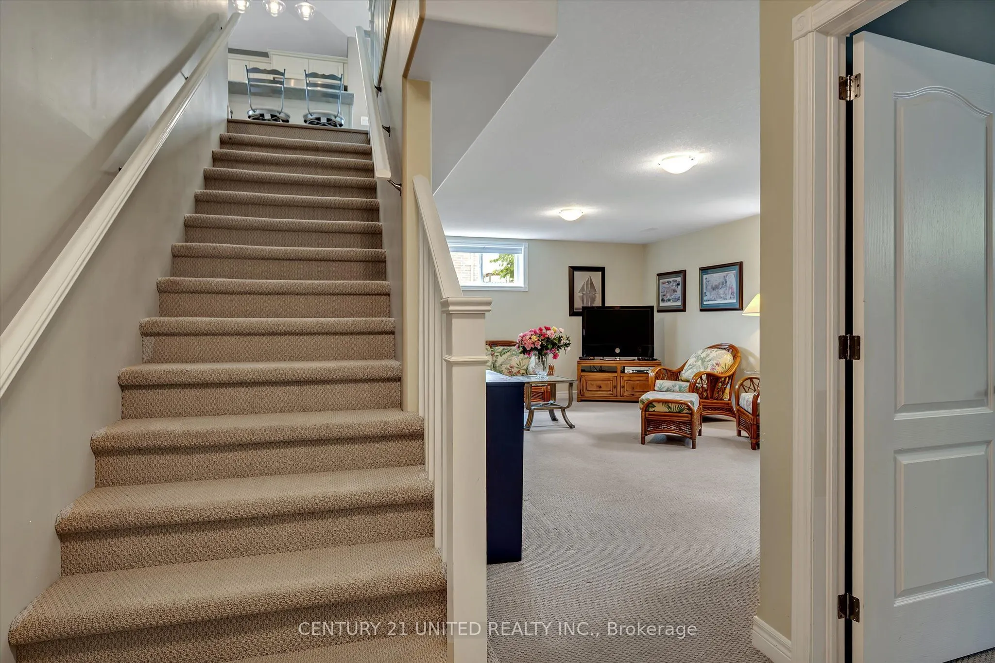 301 Carnegie Avenue, #194