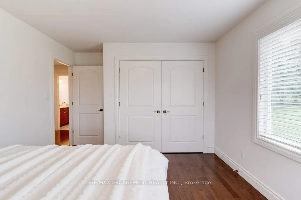 17 TEWS Lane