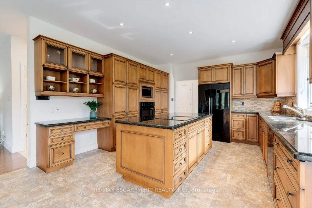 17 TEWS Lane