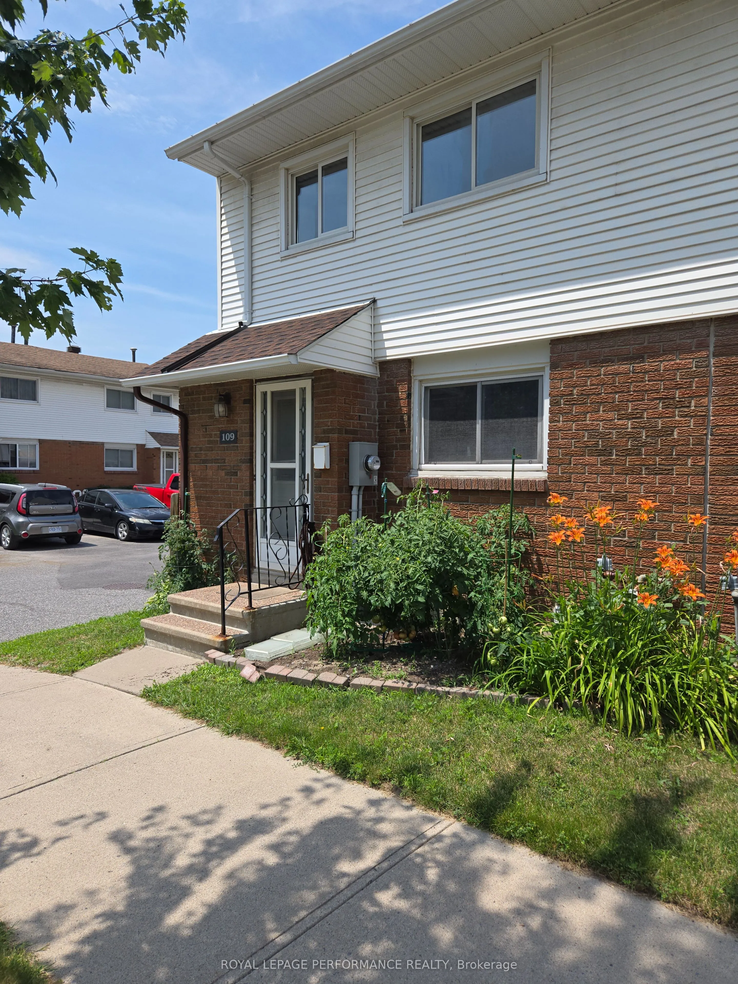 1045 Morrison Drive, #109