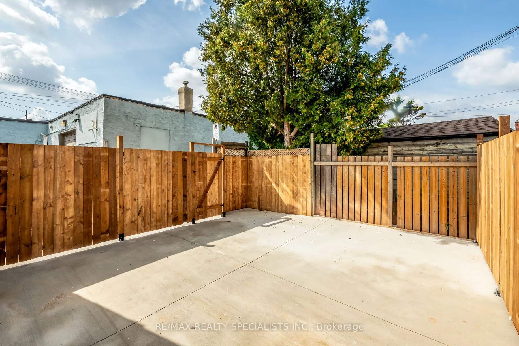 143 GLENDALE Avenue N