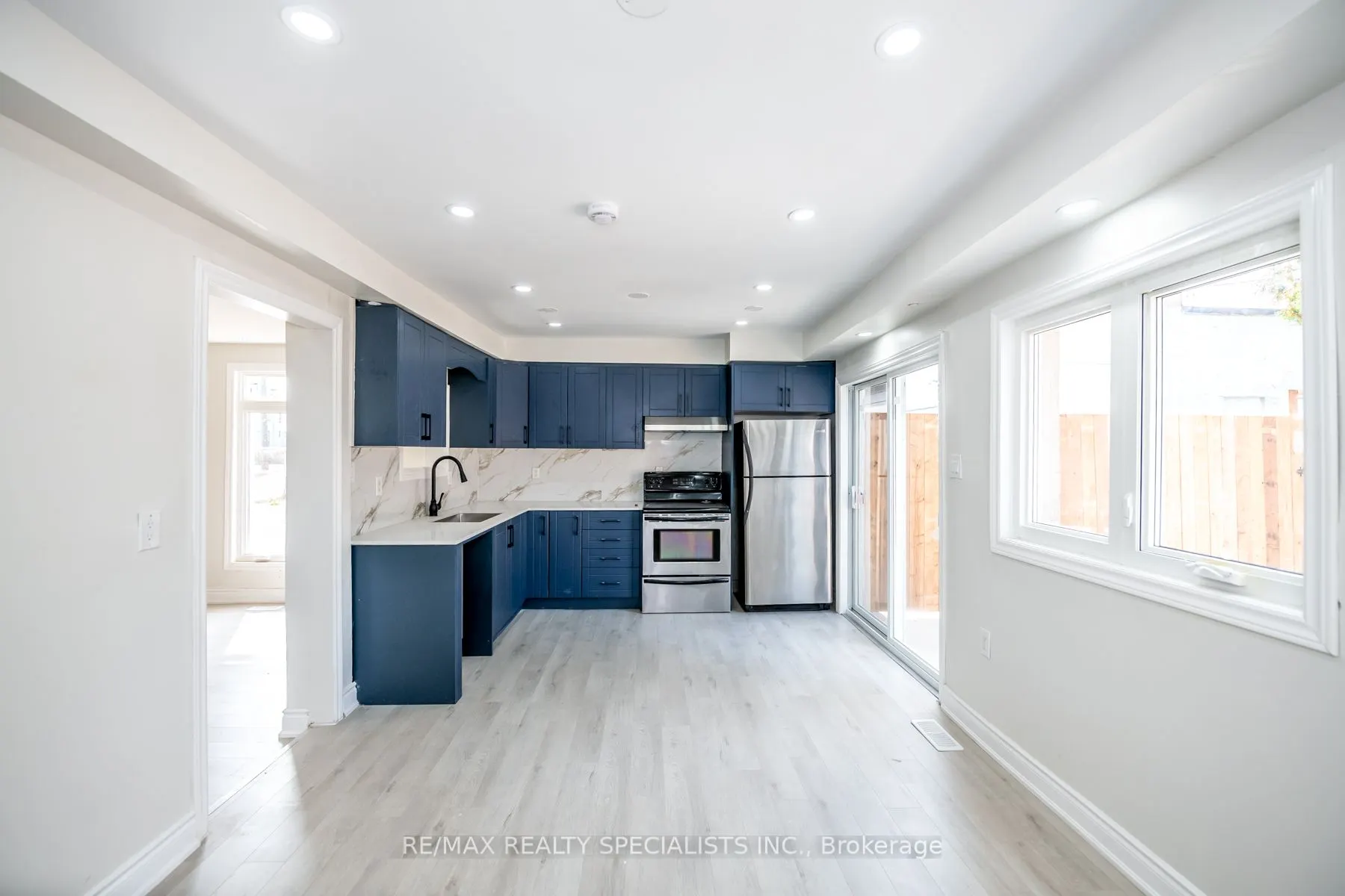 143 GLENDALE Avenue N