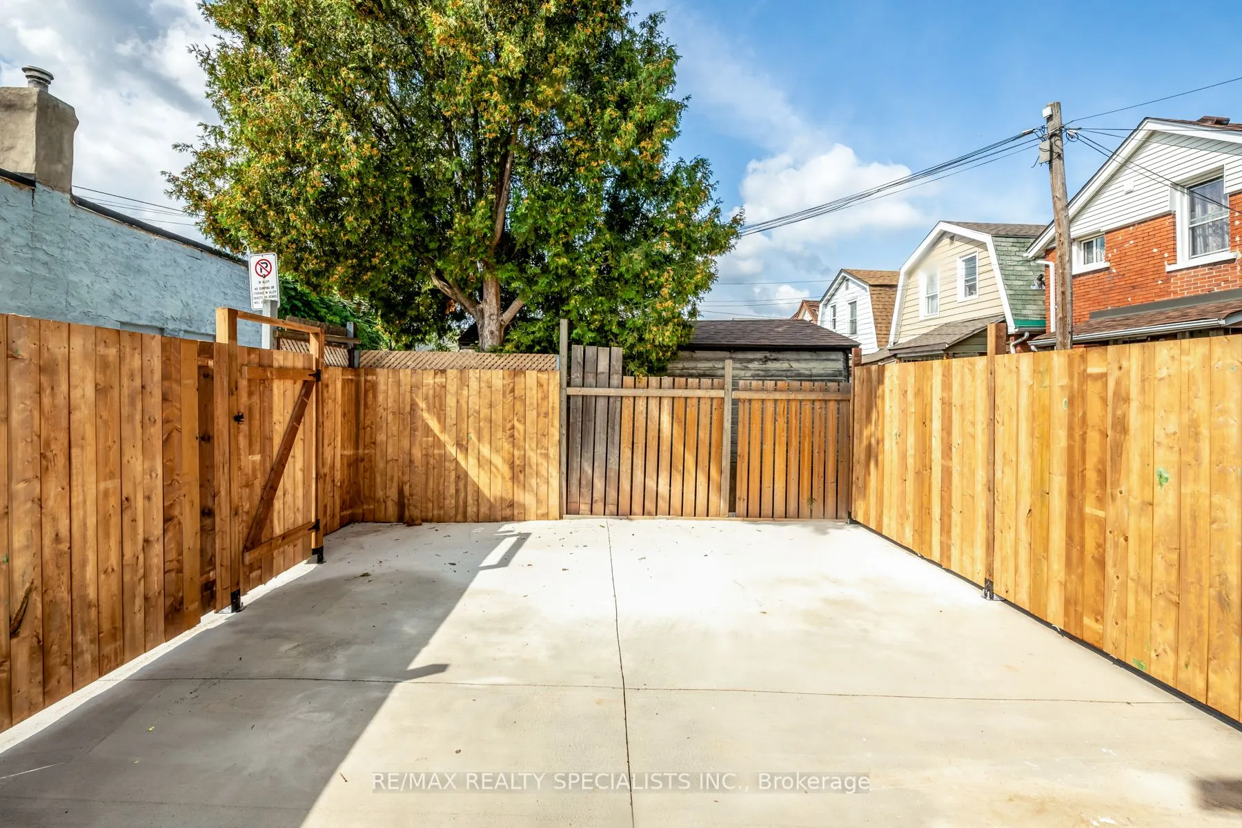 143 GLENDALE Avenue N