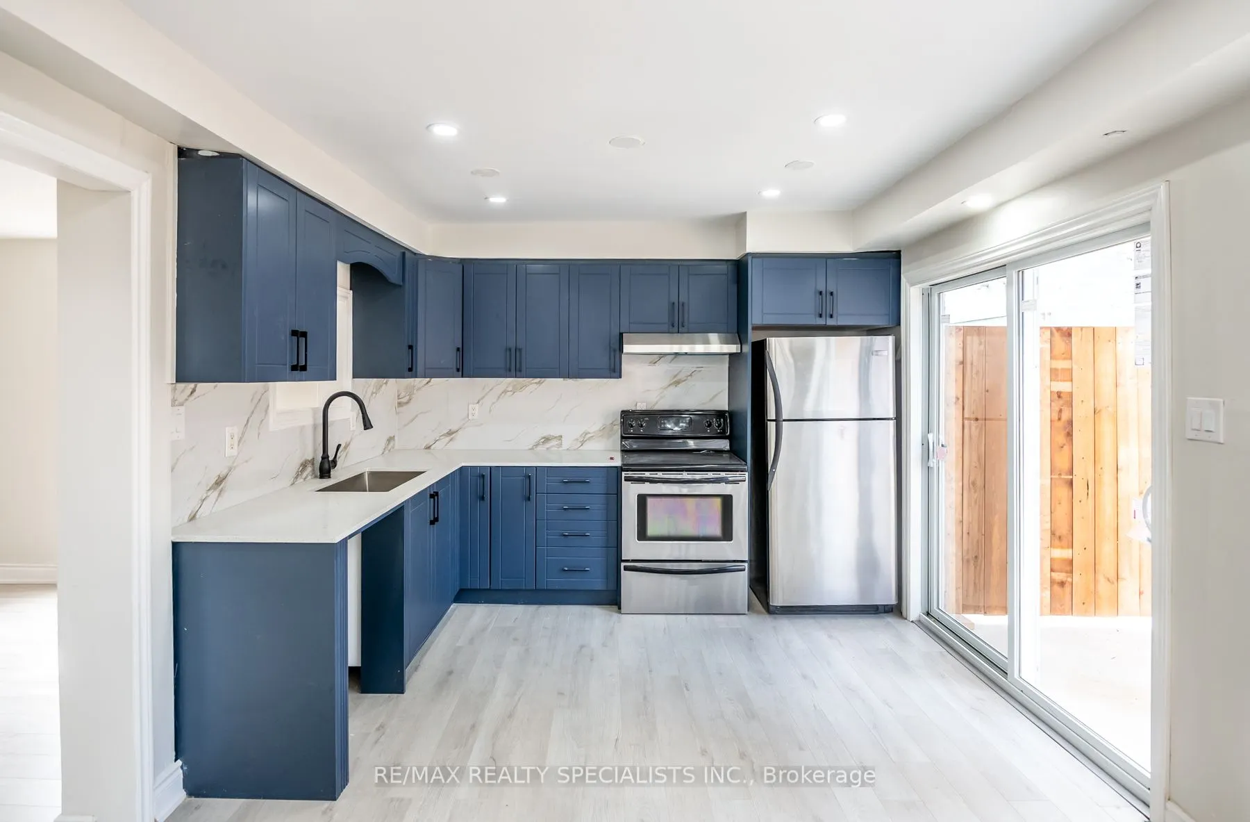 143 GLENDALE Avenue N