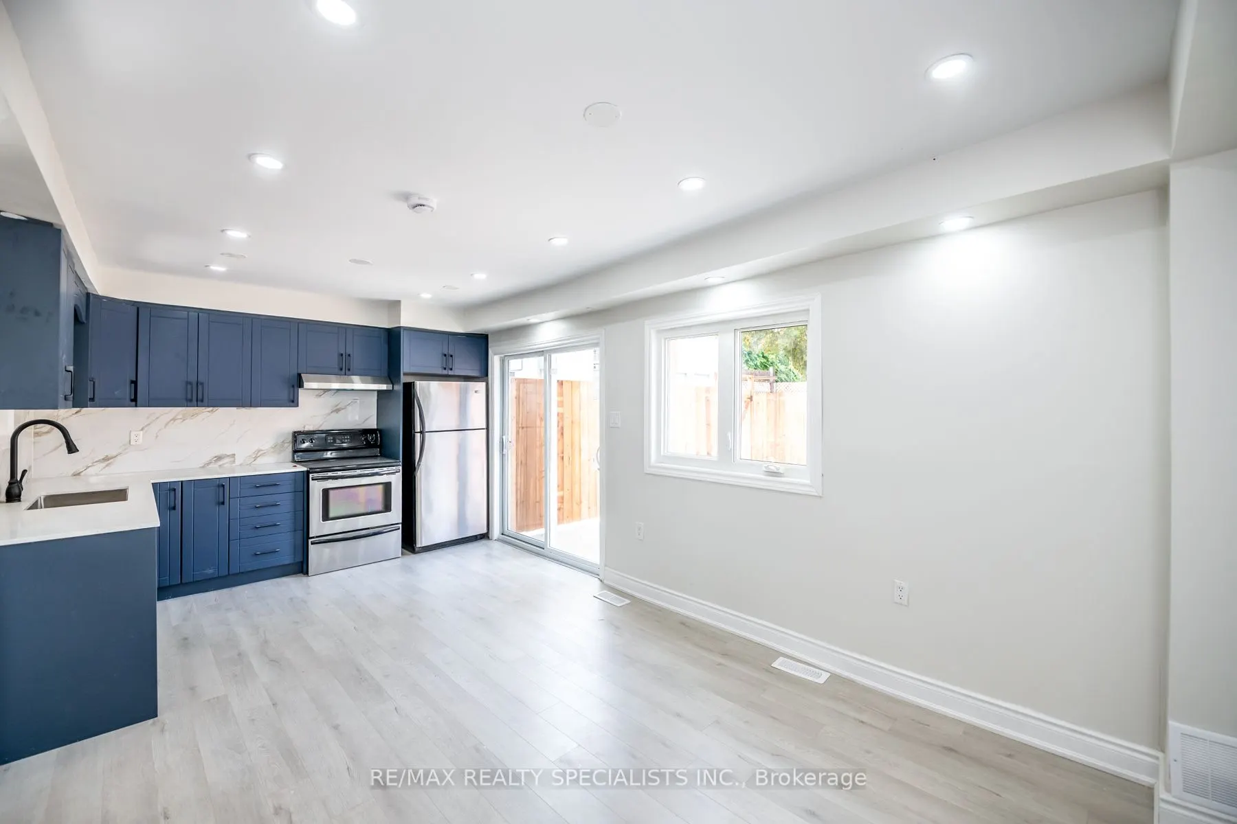 143 GLENDALE Avenue N