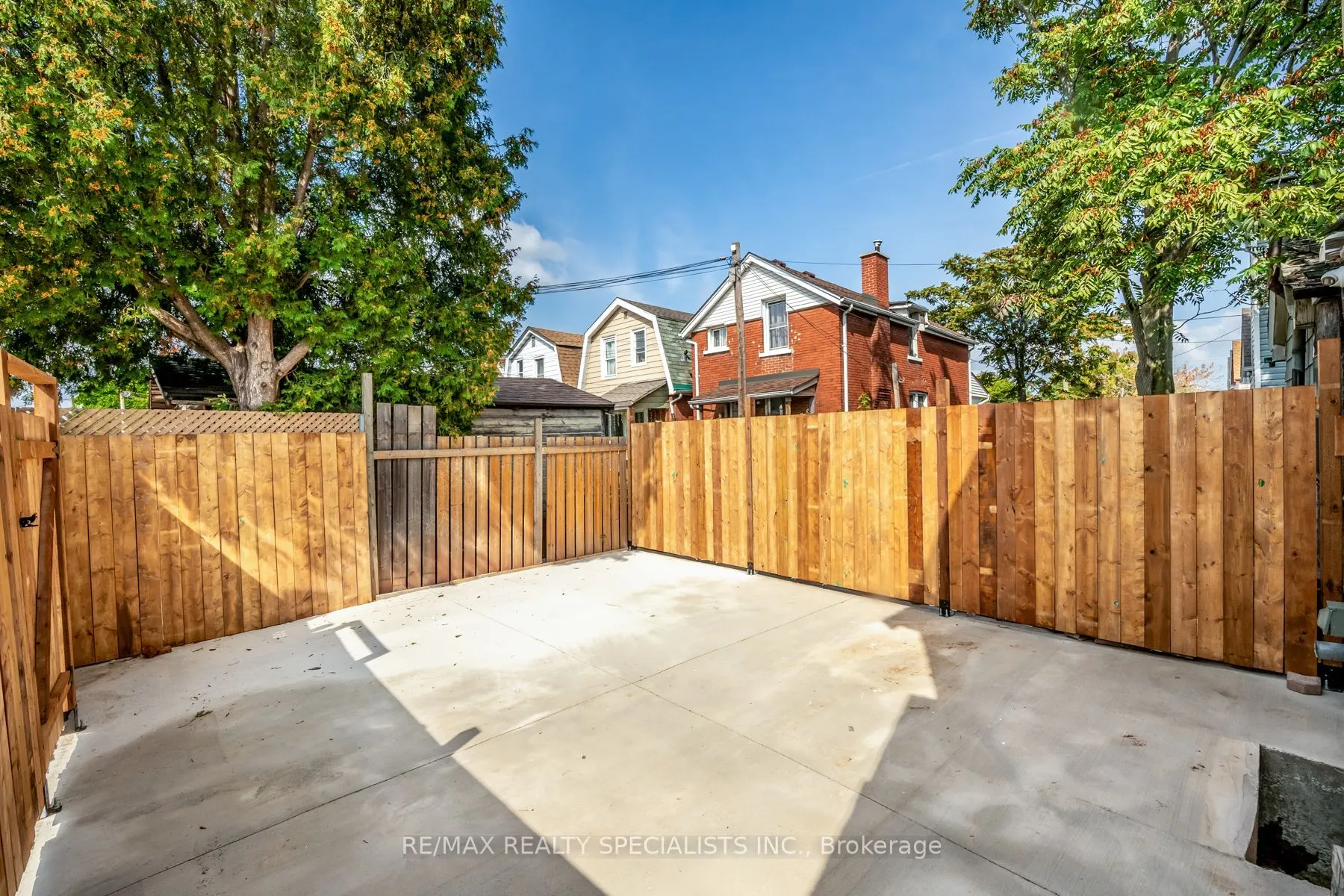 143 GLENDALE Avenue N
