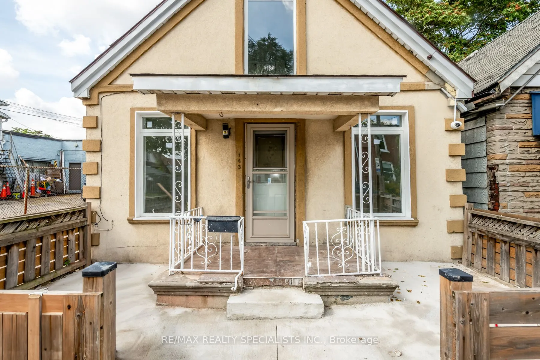 143 GLENDALE Avenue N