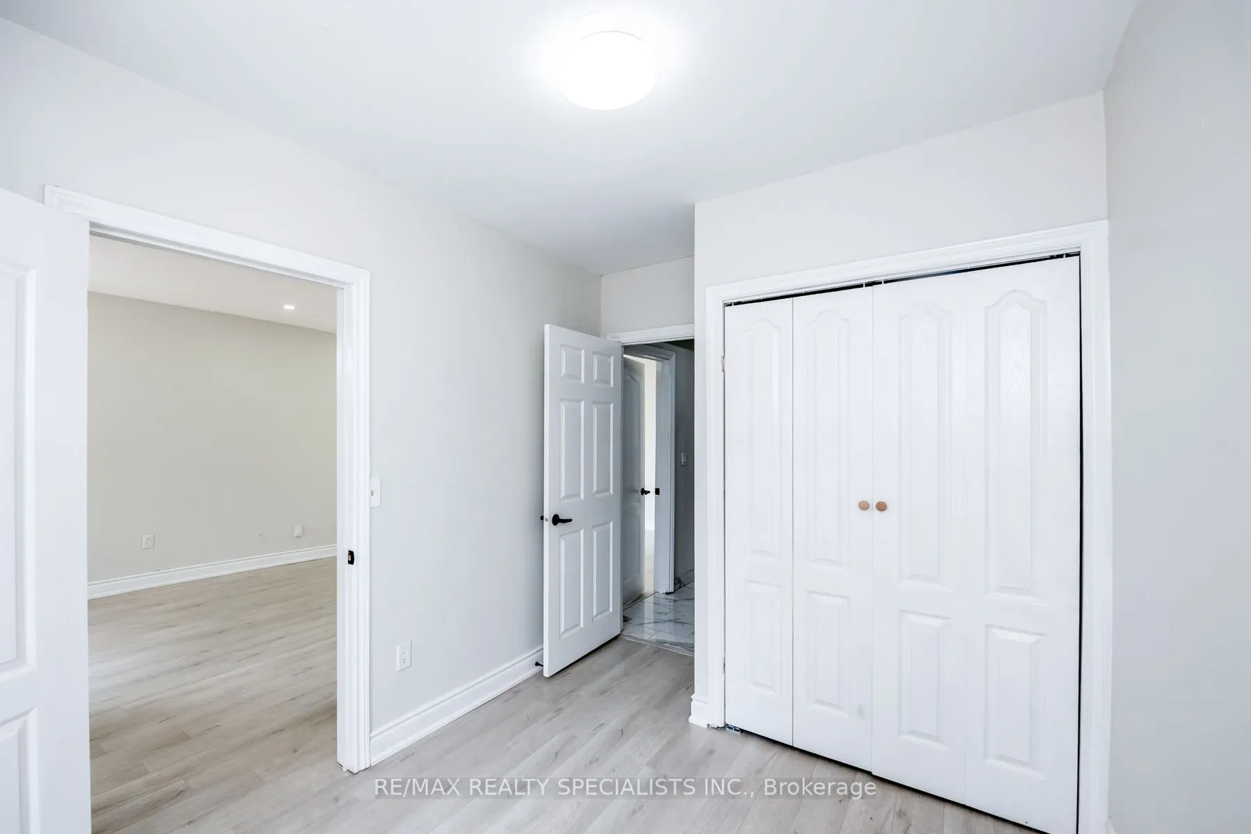 143 GLENDALE Avenue N