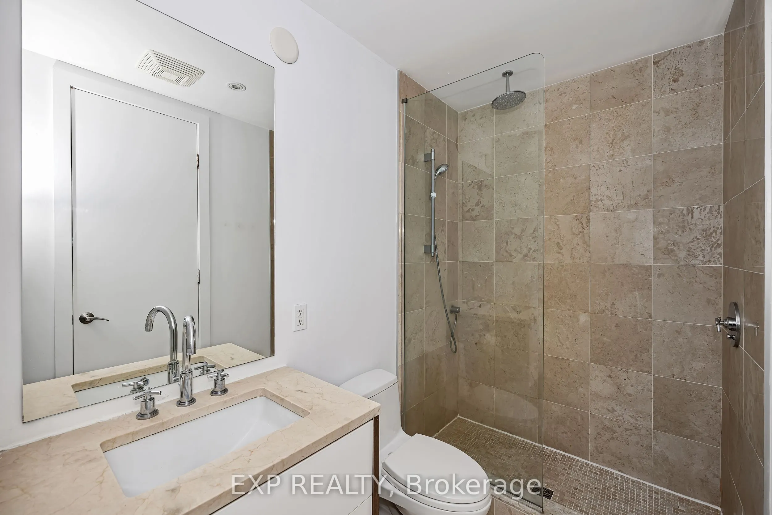 300 Lisgar Street, #812