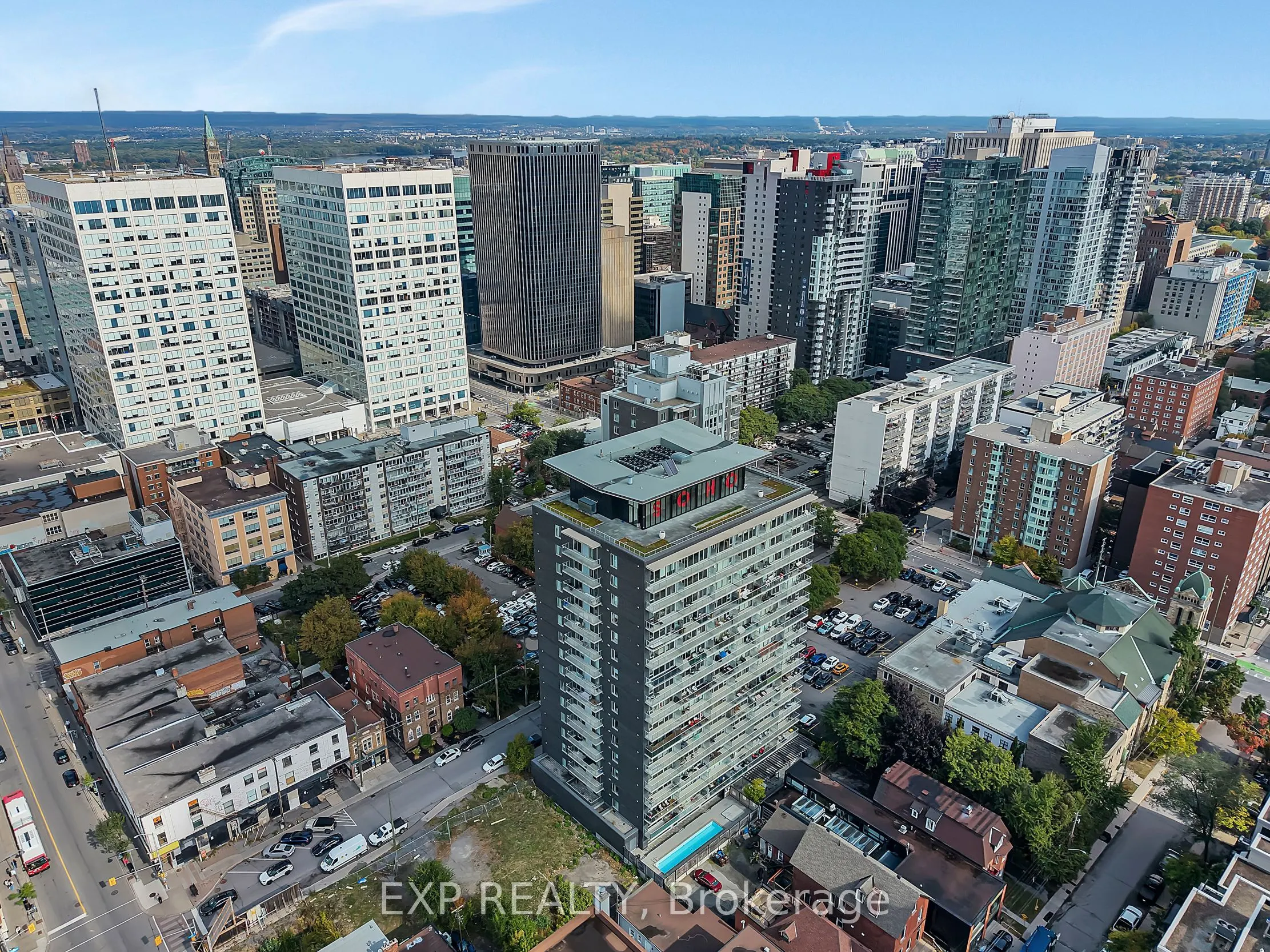 300 Lisgar Street, #812