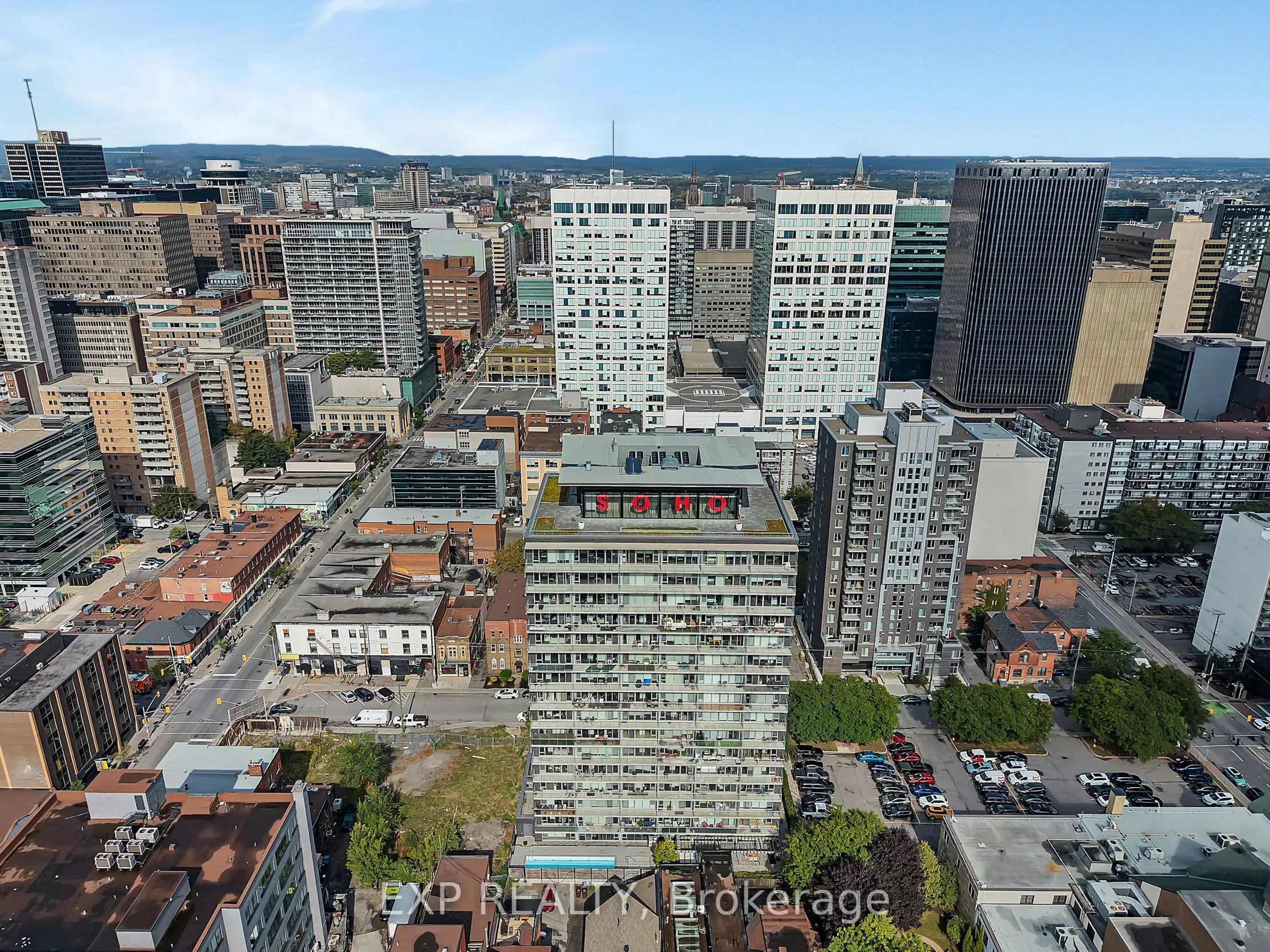 300 Lisgar Street, #812