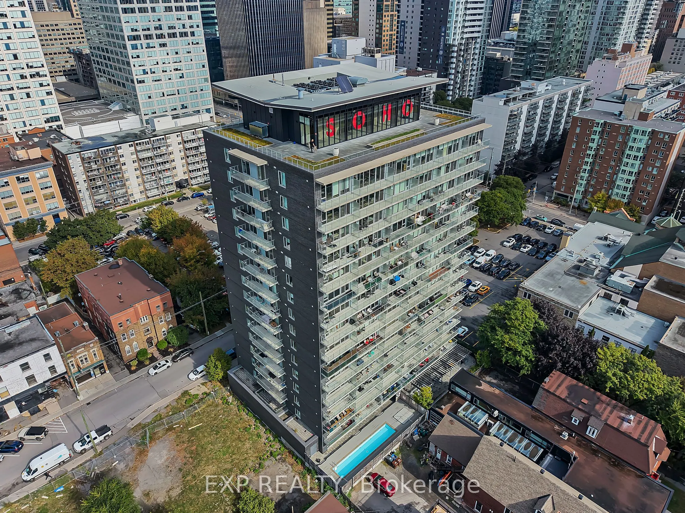 300 Lisgar Street, #812