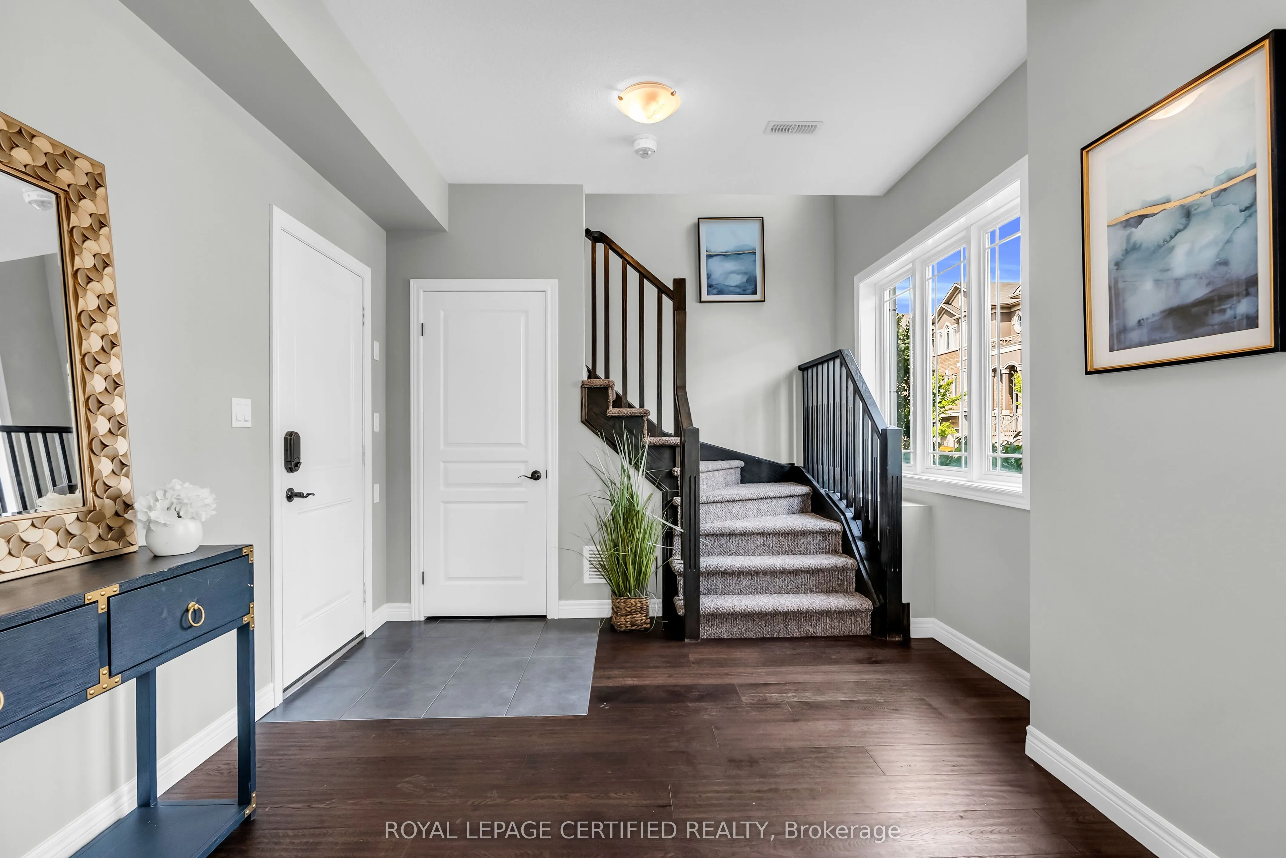 89 Bloom Crescent