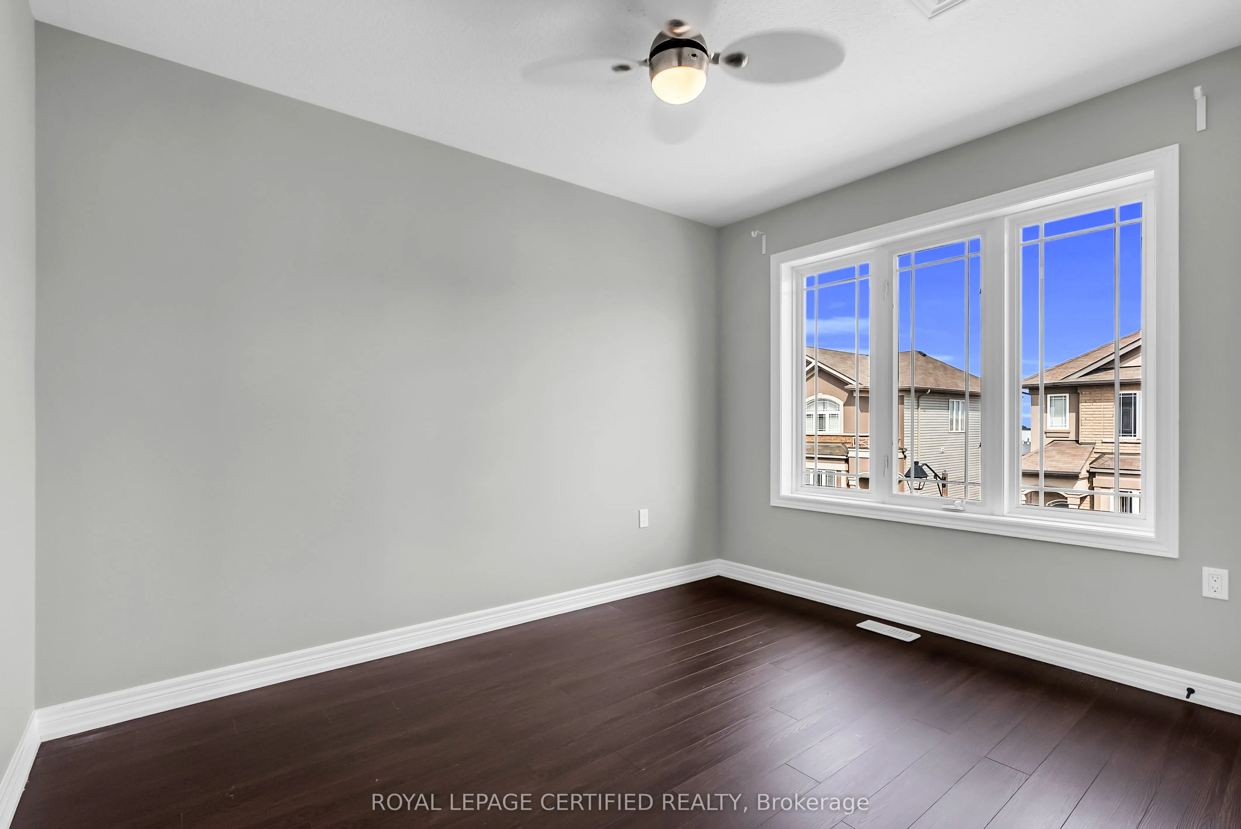 89 Bloom Crescent