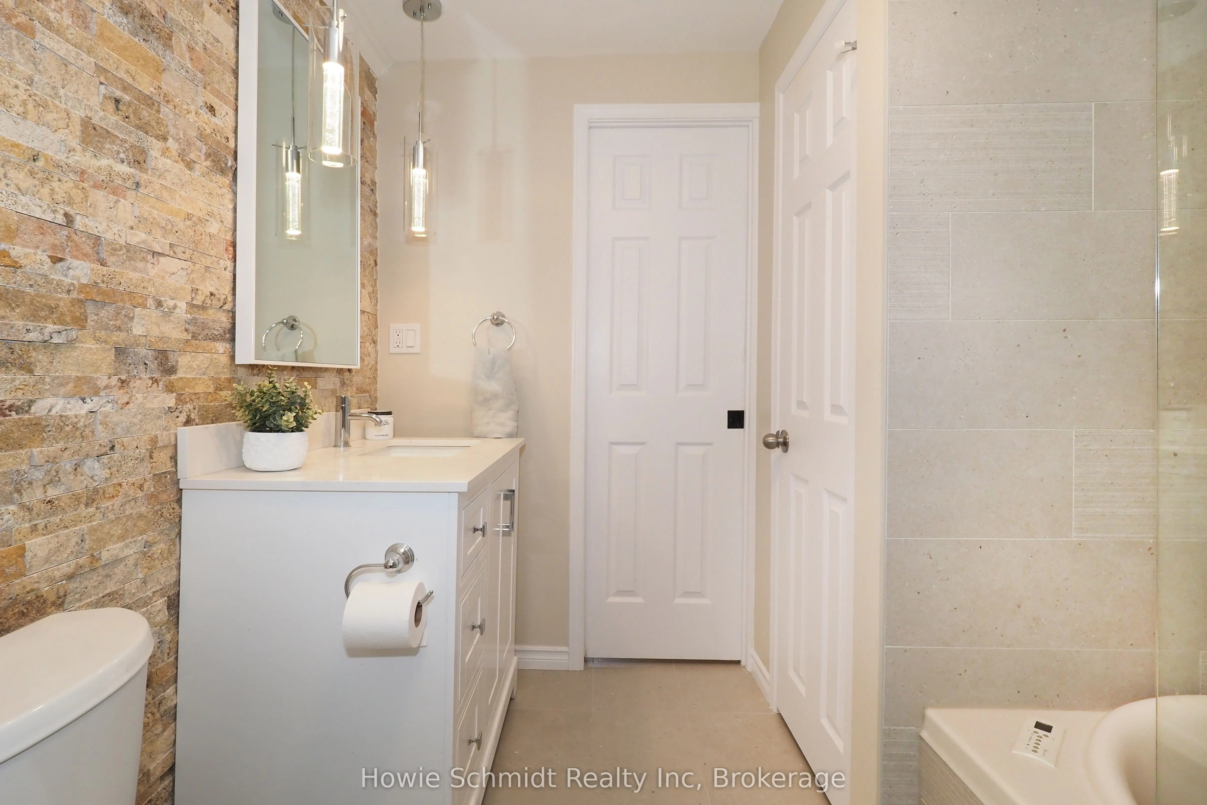 50 Holly Trail