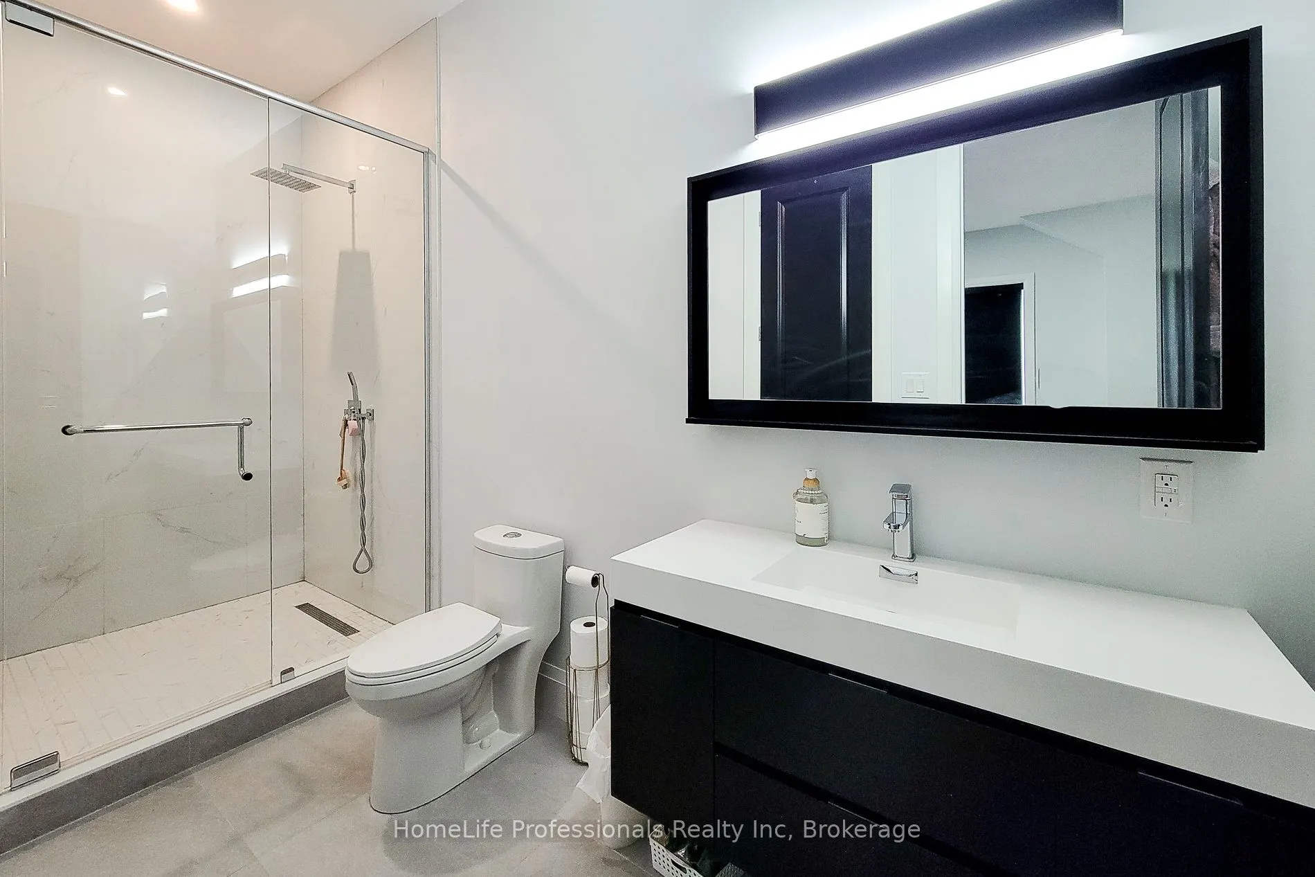 11 Black Willow Court