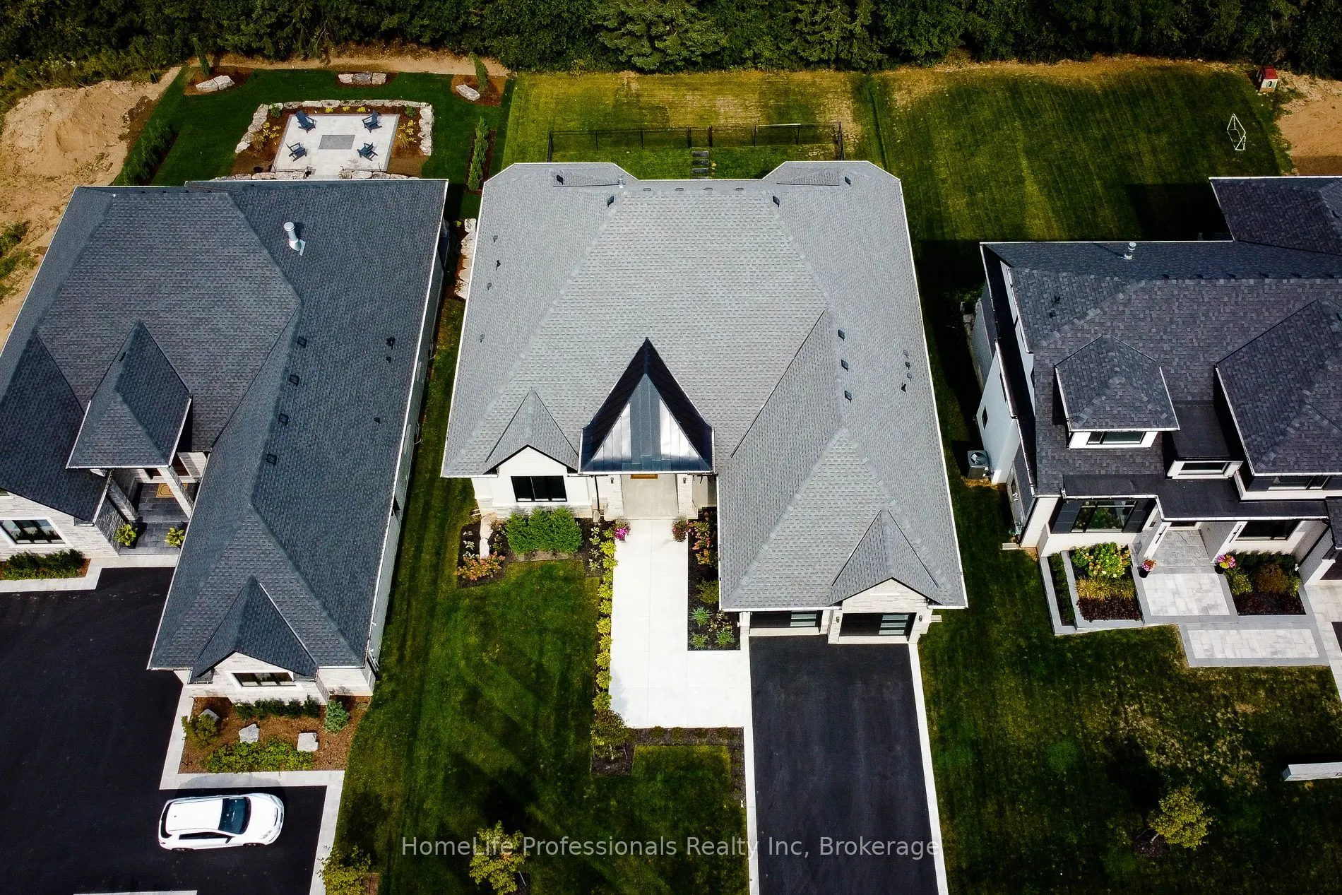11 Black Willow Court