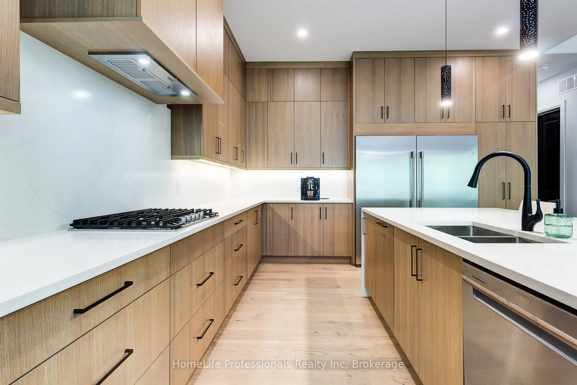 11 Black Willow Court