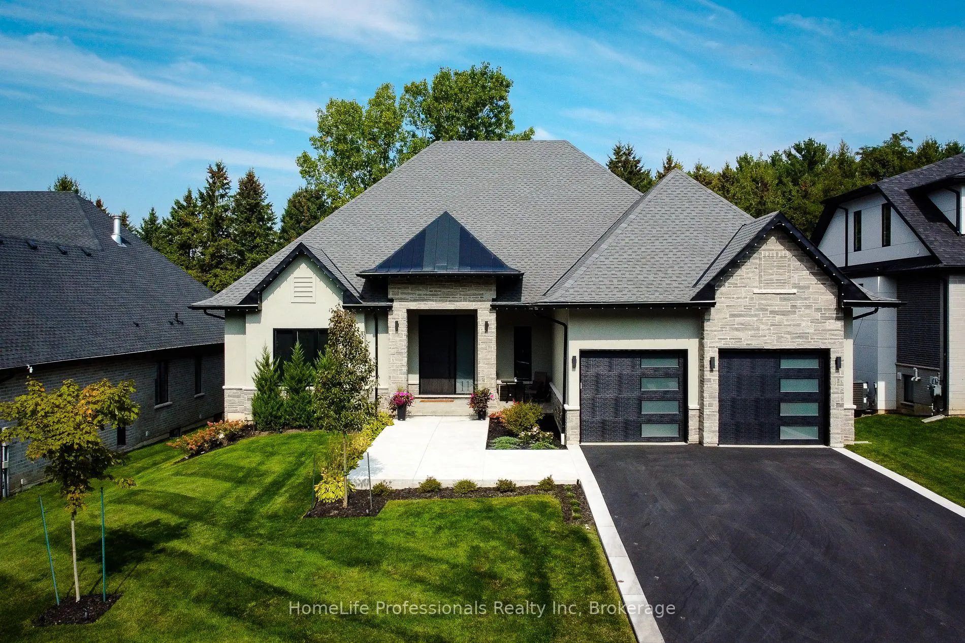 11 Black Willow Court