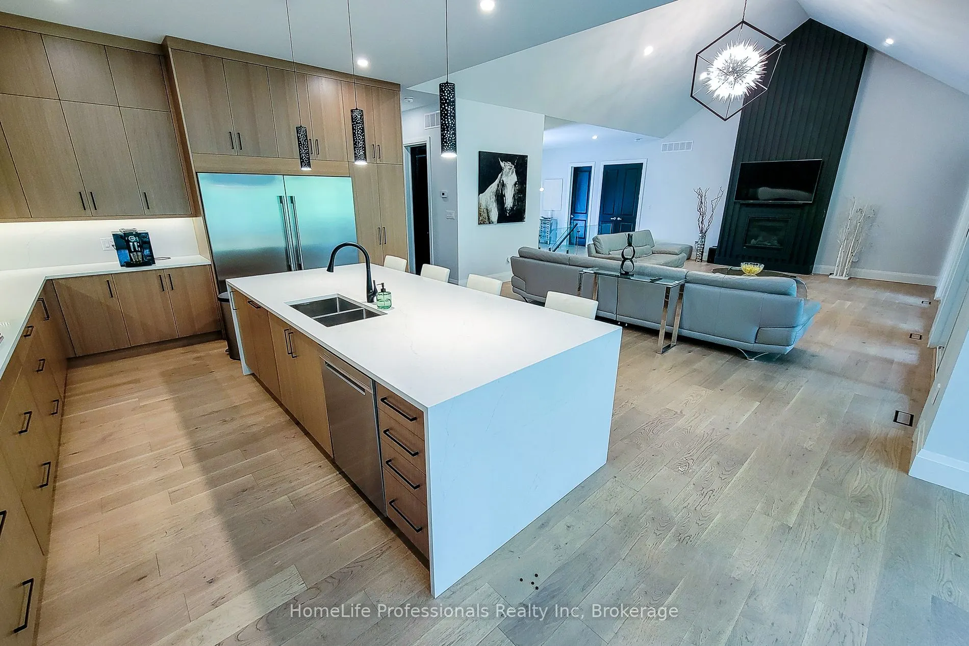 11 Black Willow Court