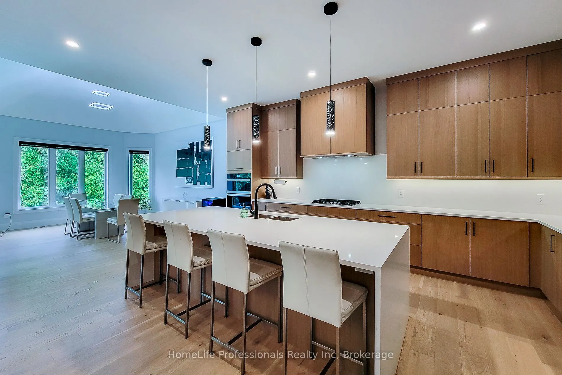 11 Black Willow Court