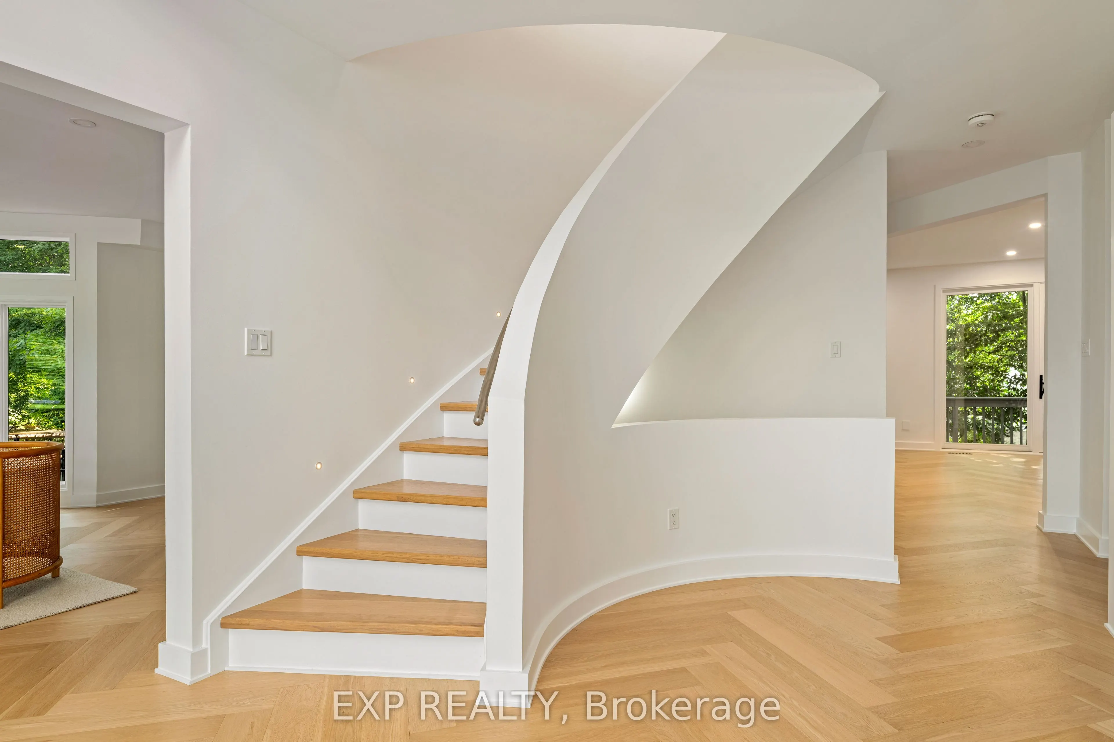 52 Birchmount Walk