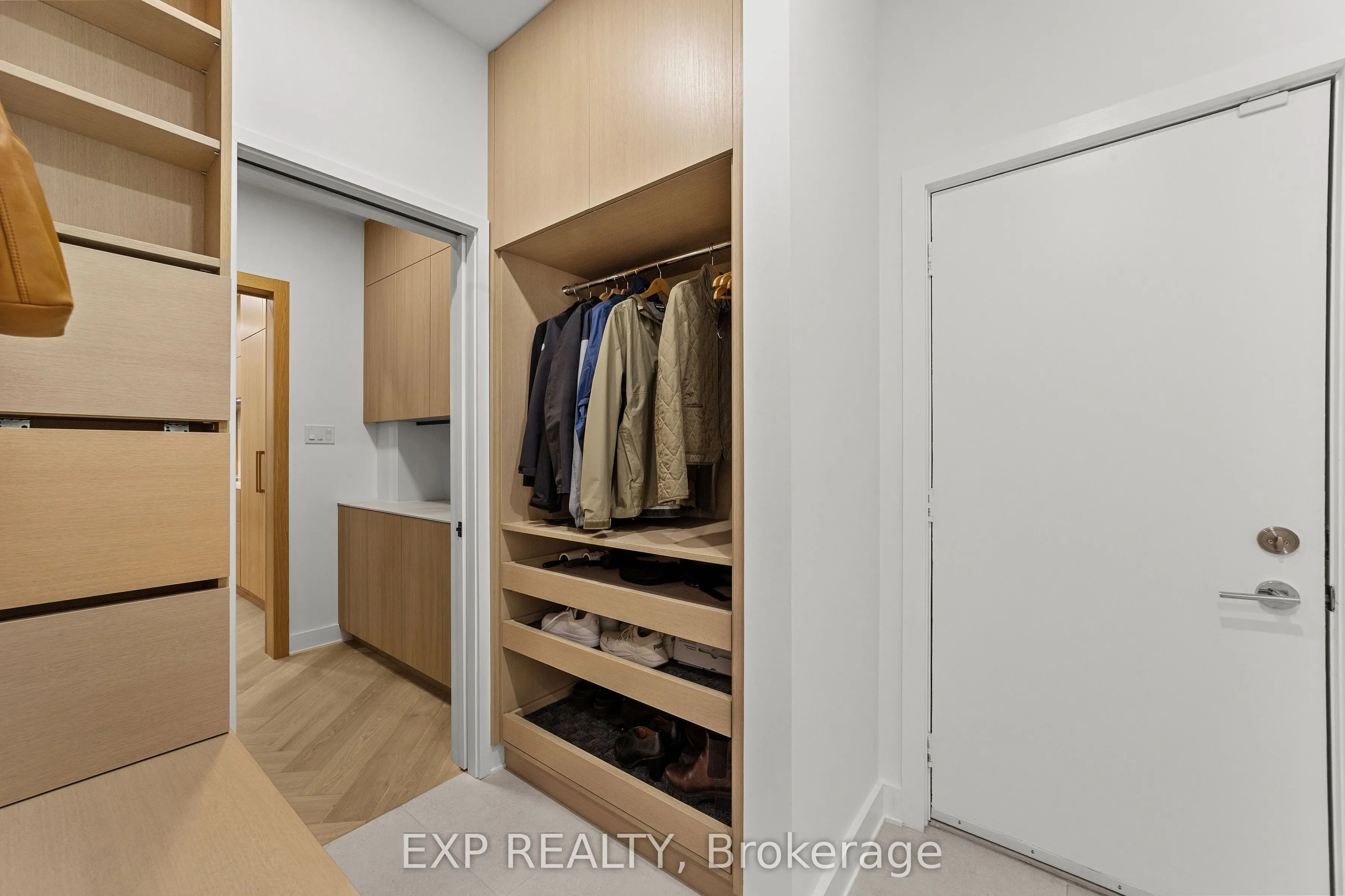 52 Birchmount Walk