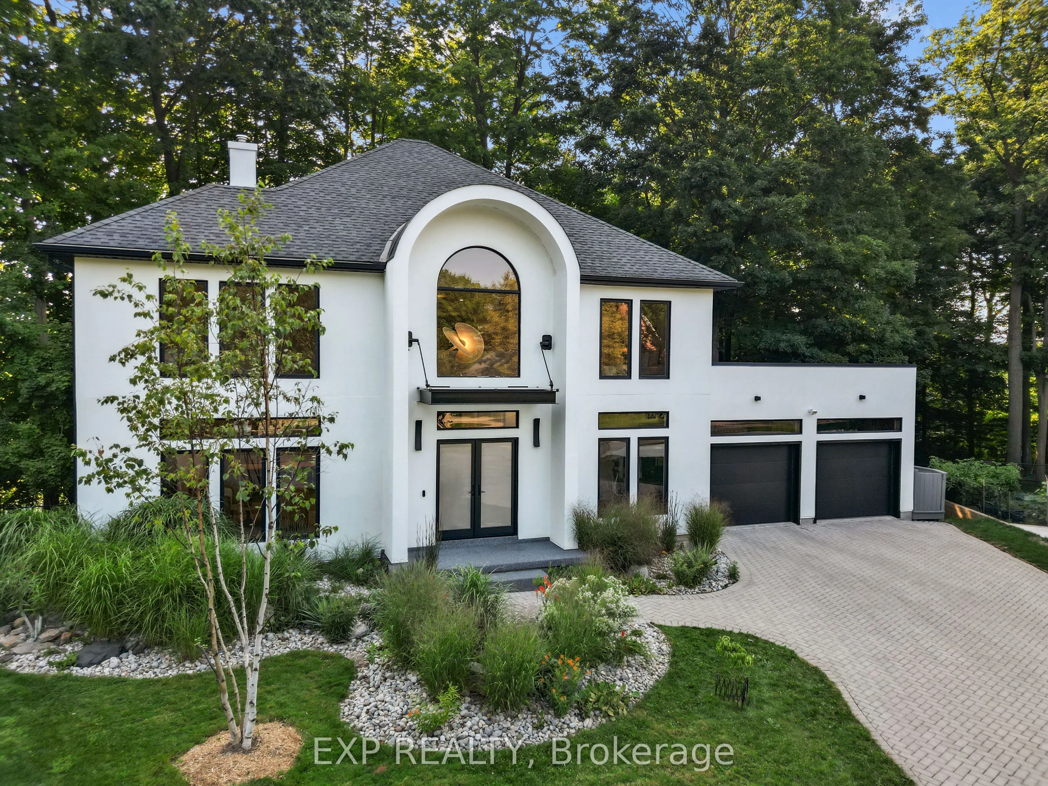 52 Birchmount Walk
