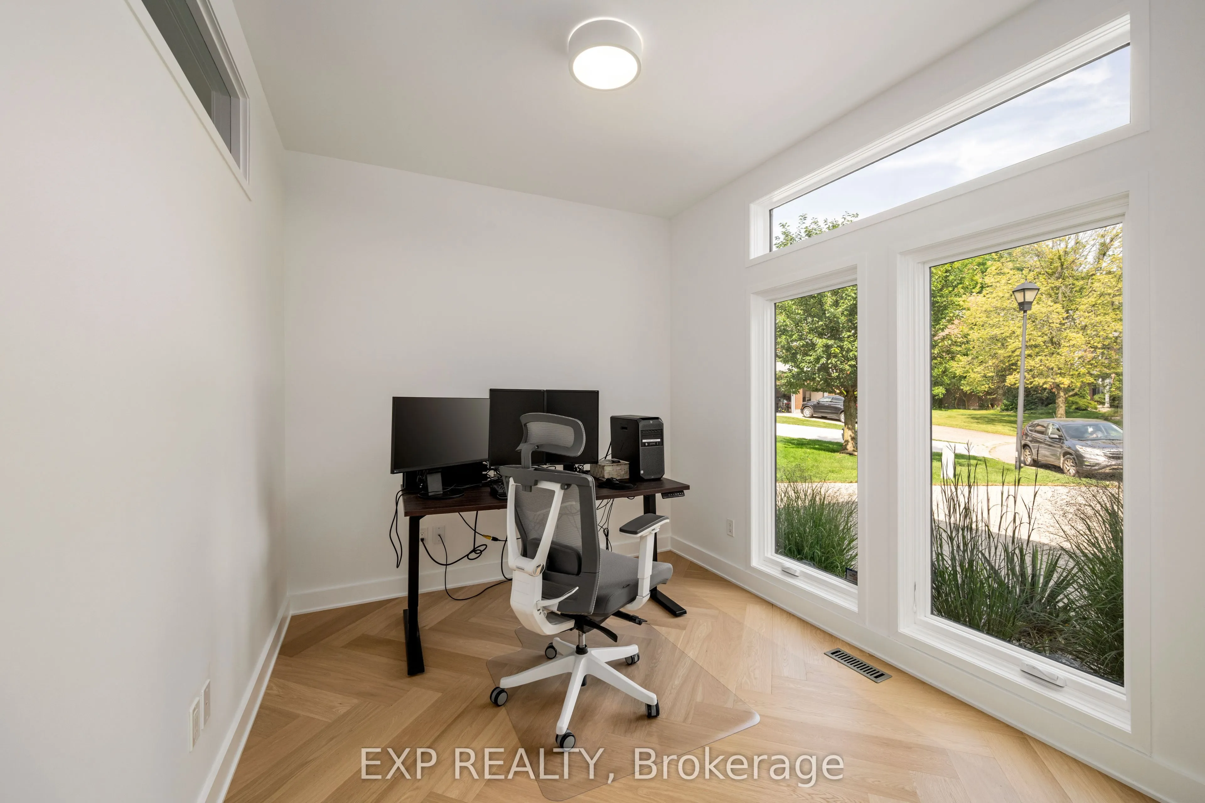 52 Birchmount Walk