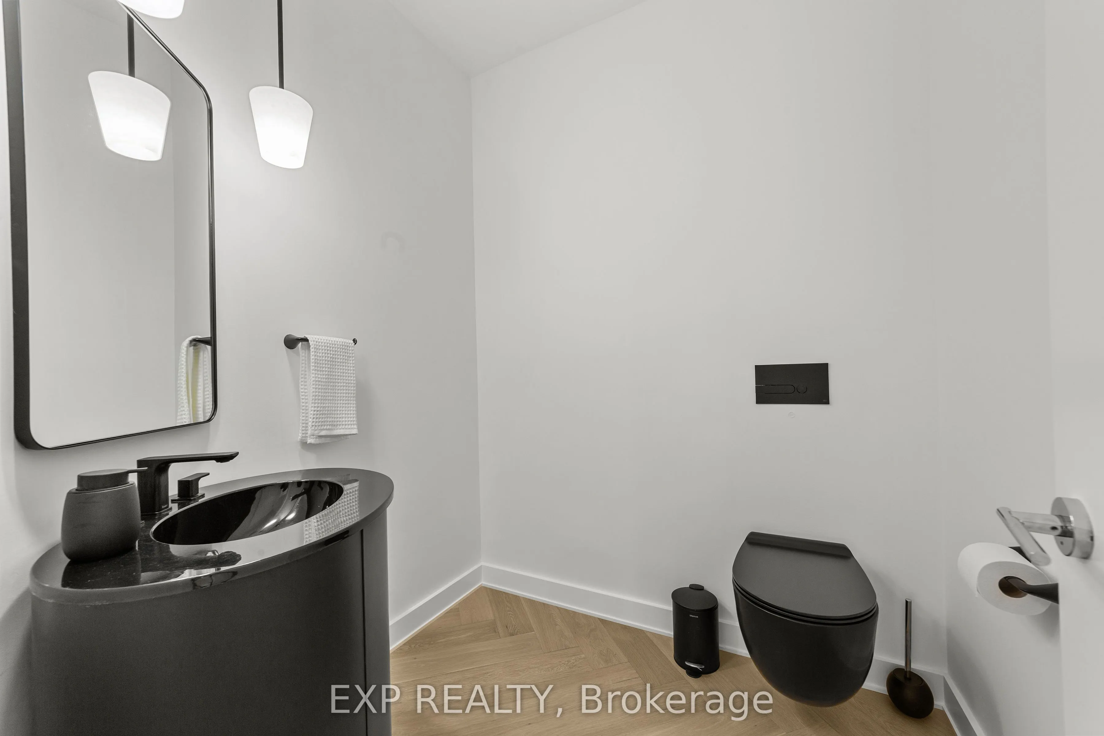 52 Birchmount Walk