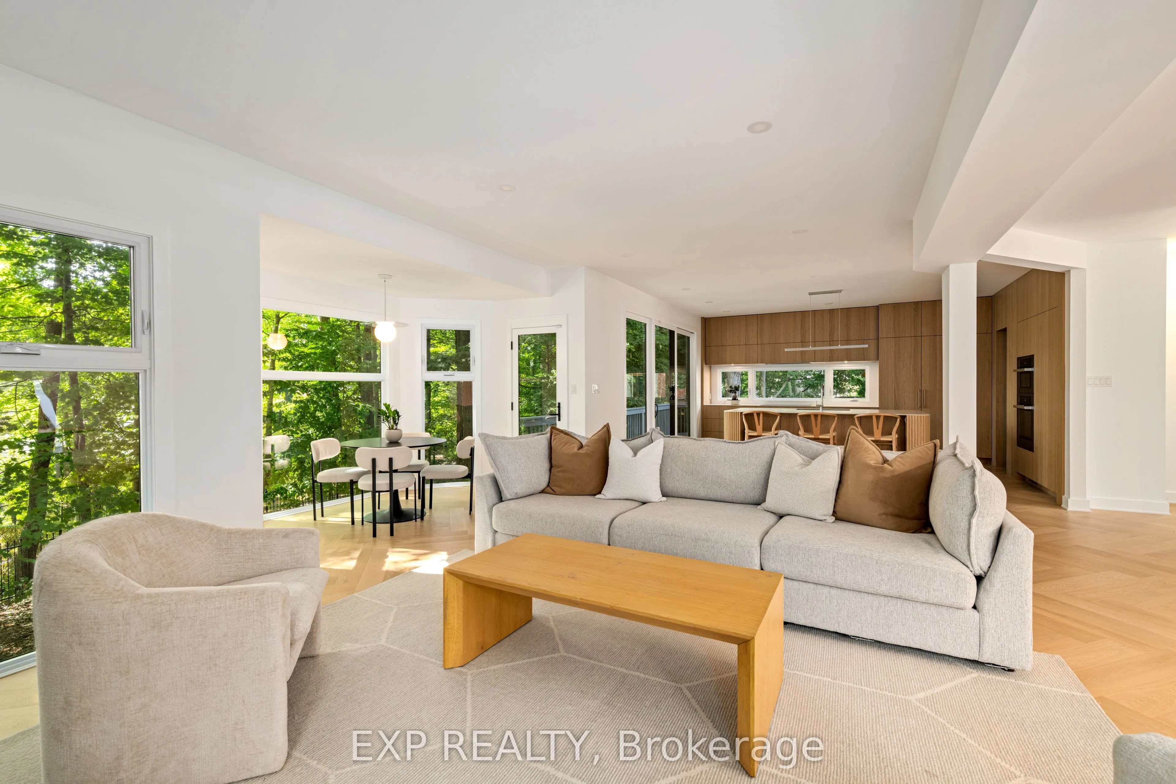 52 Birchmount Walk