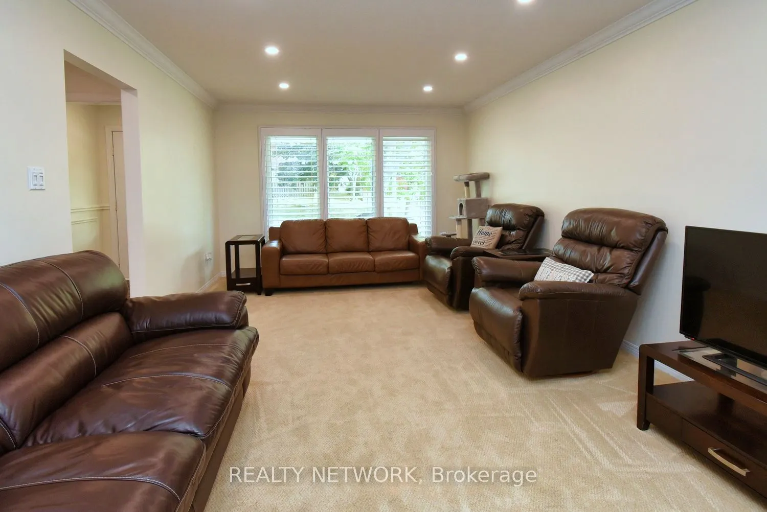 47 Highland Park Drive