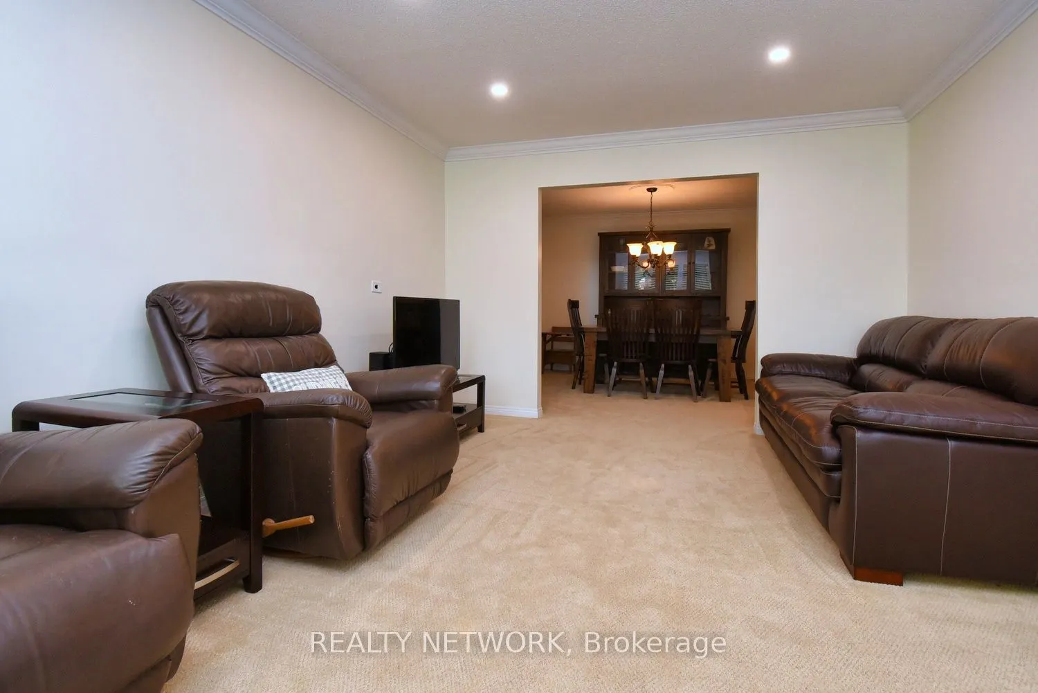 47 Highland Park Drive