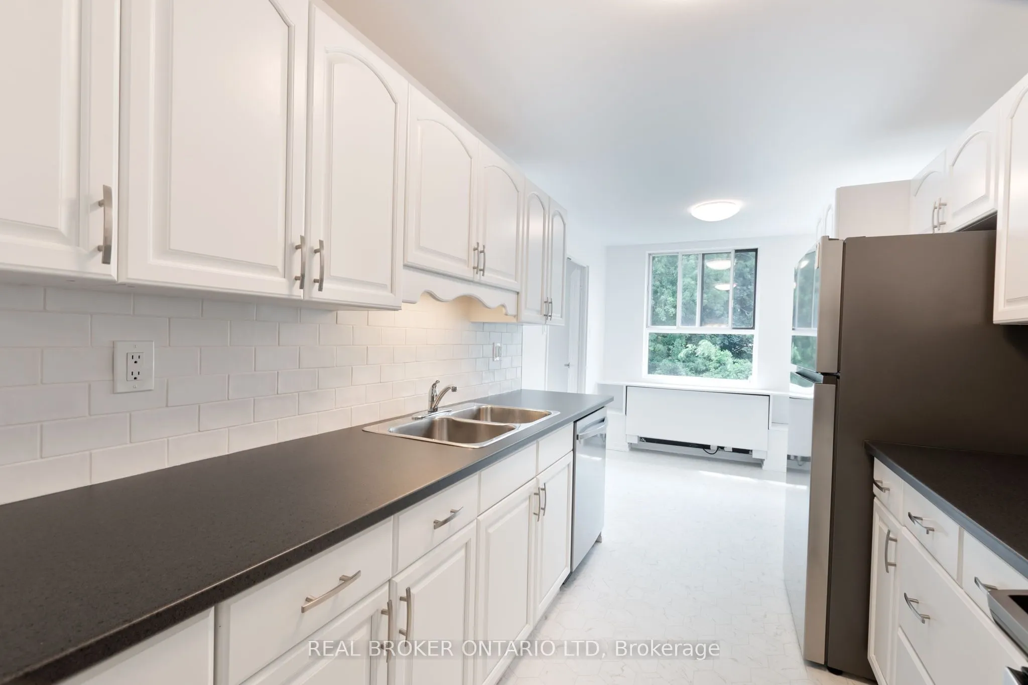 1180 Commissioners Road W, #310