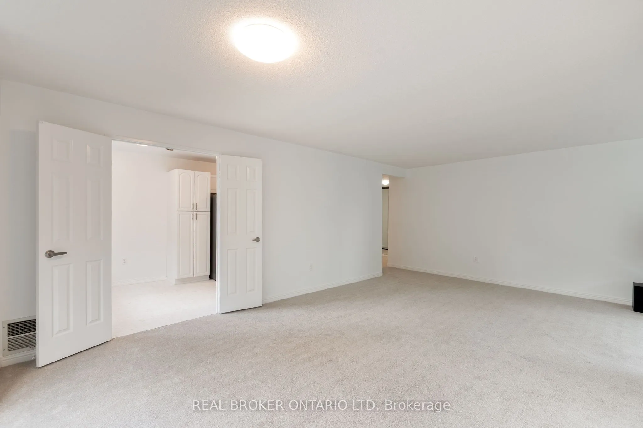 1180 Commissioners Road W, #310