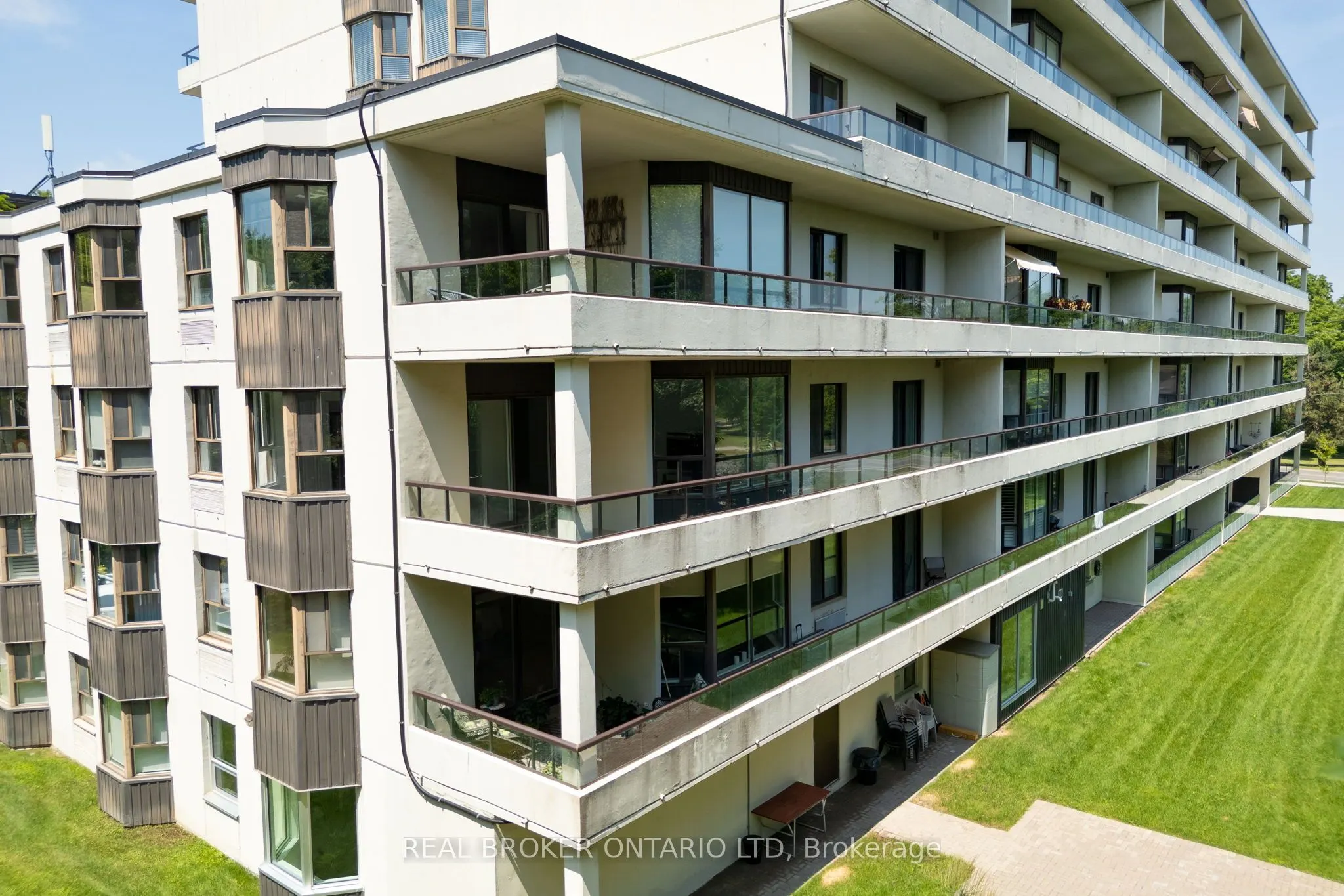 1180 Commissioners Road W, #310