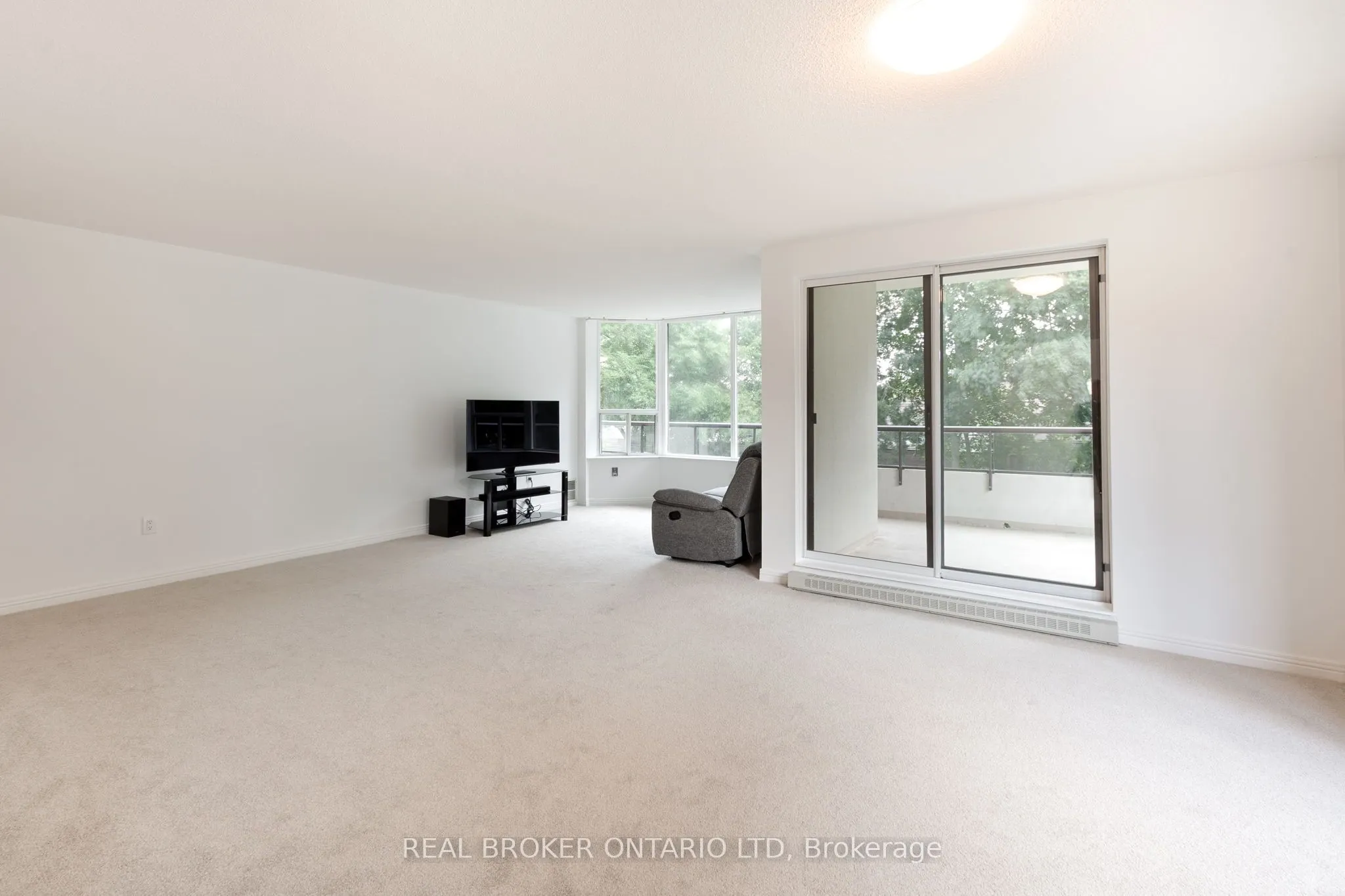 1180 Commissioners Road W, #310