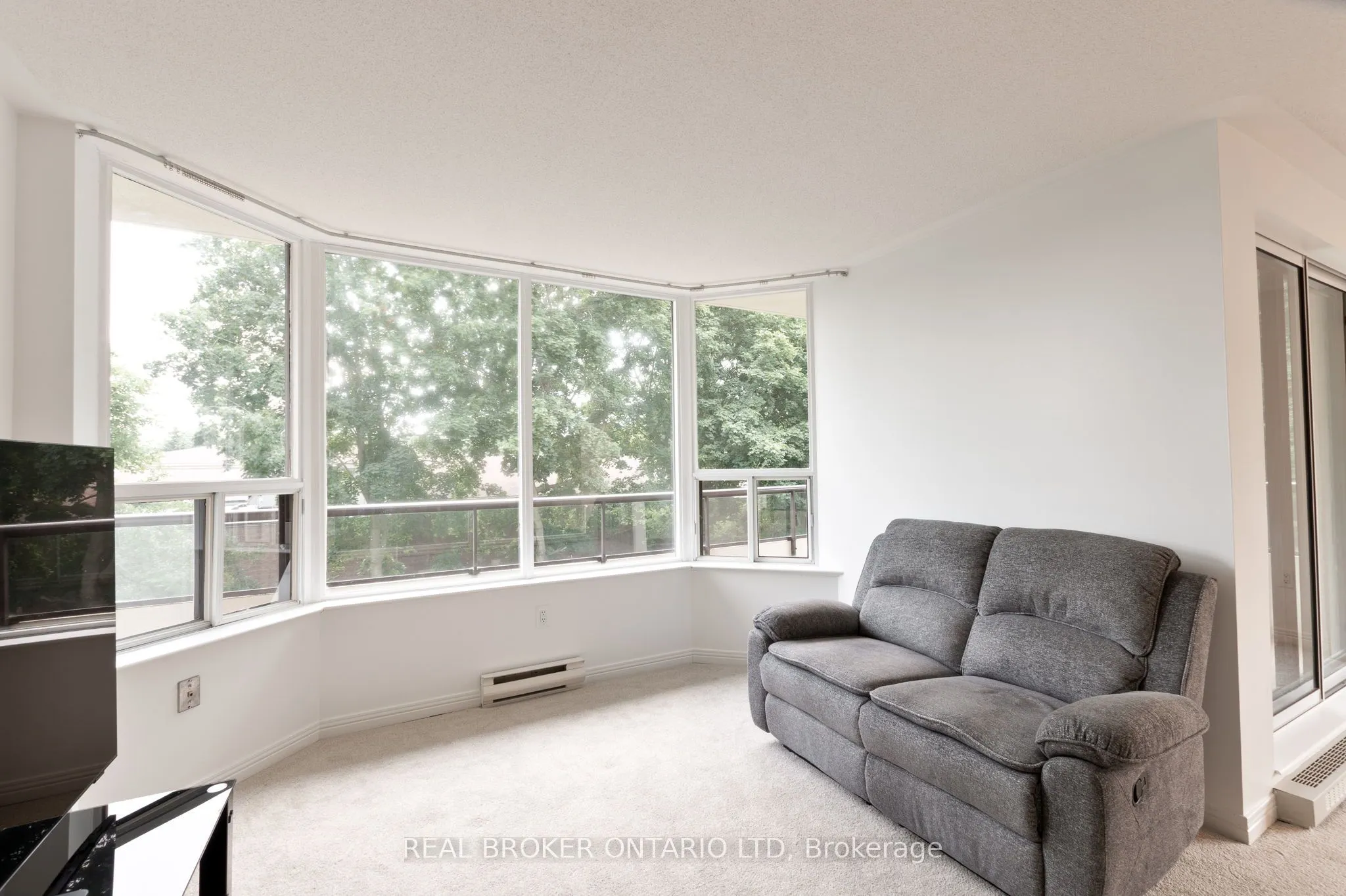 1180 Commissioners Road W, #310
