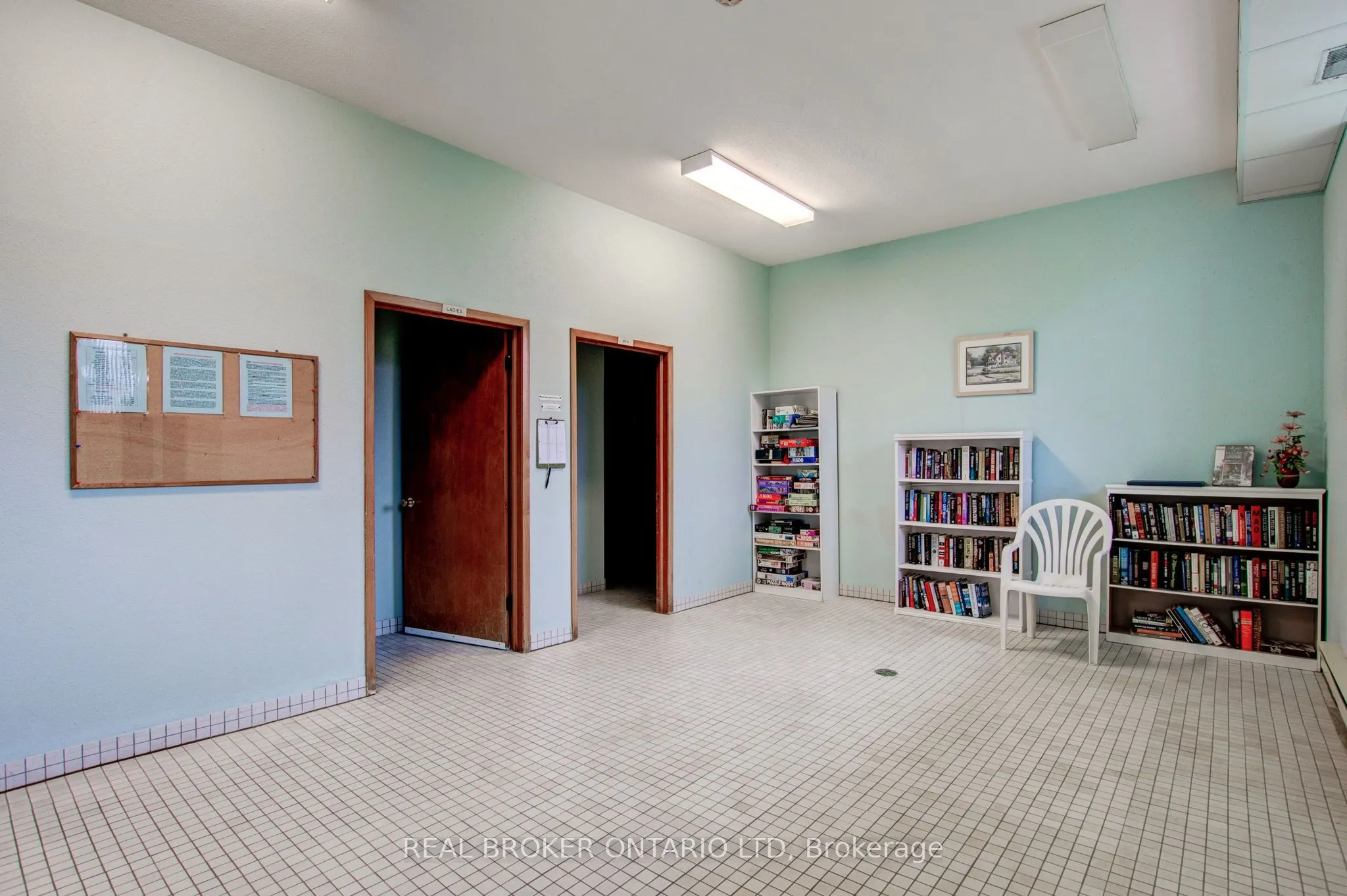 1180 Commissioners Road W, #310