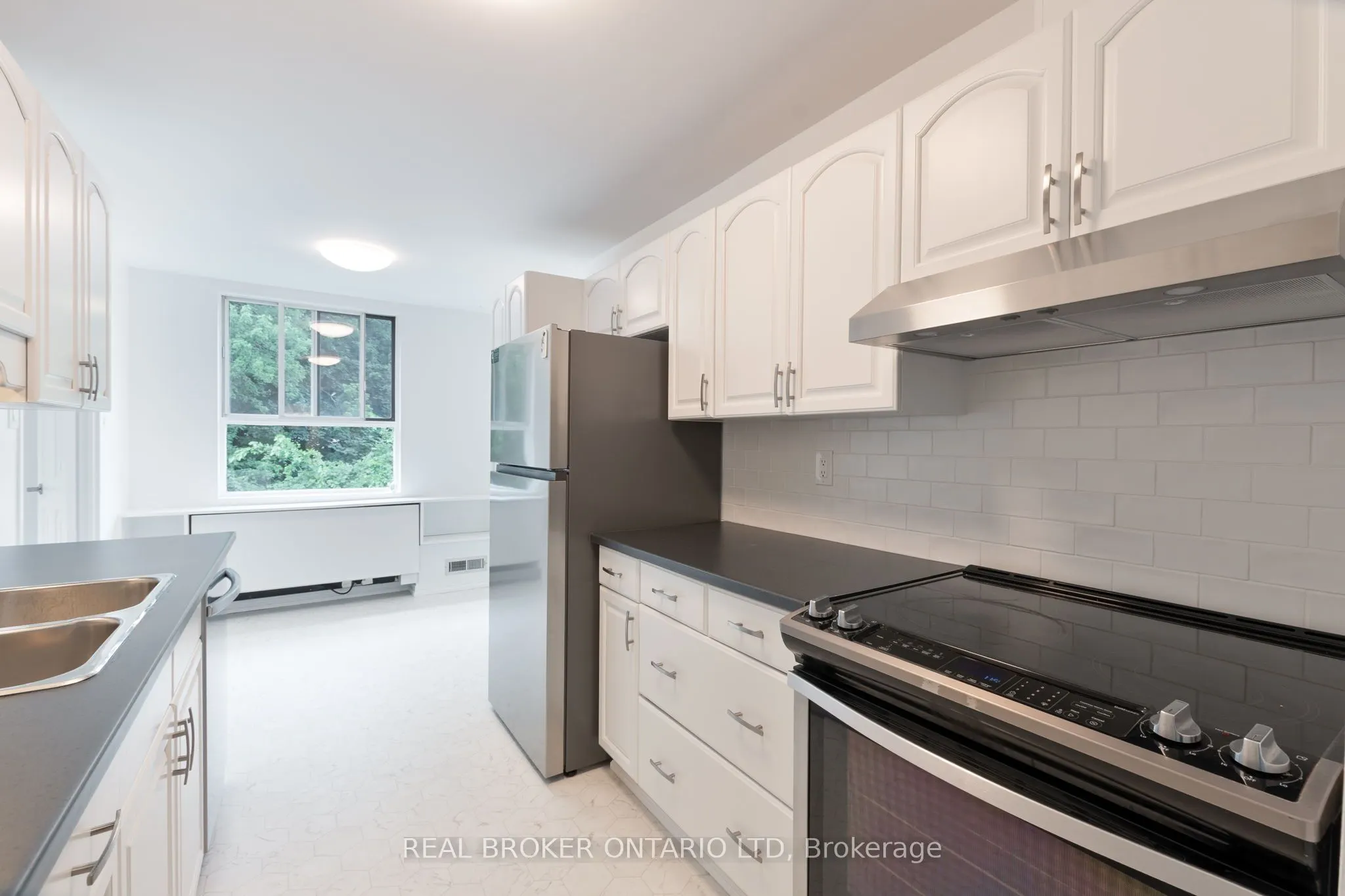 1180 Commissioners Road W, #310
