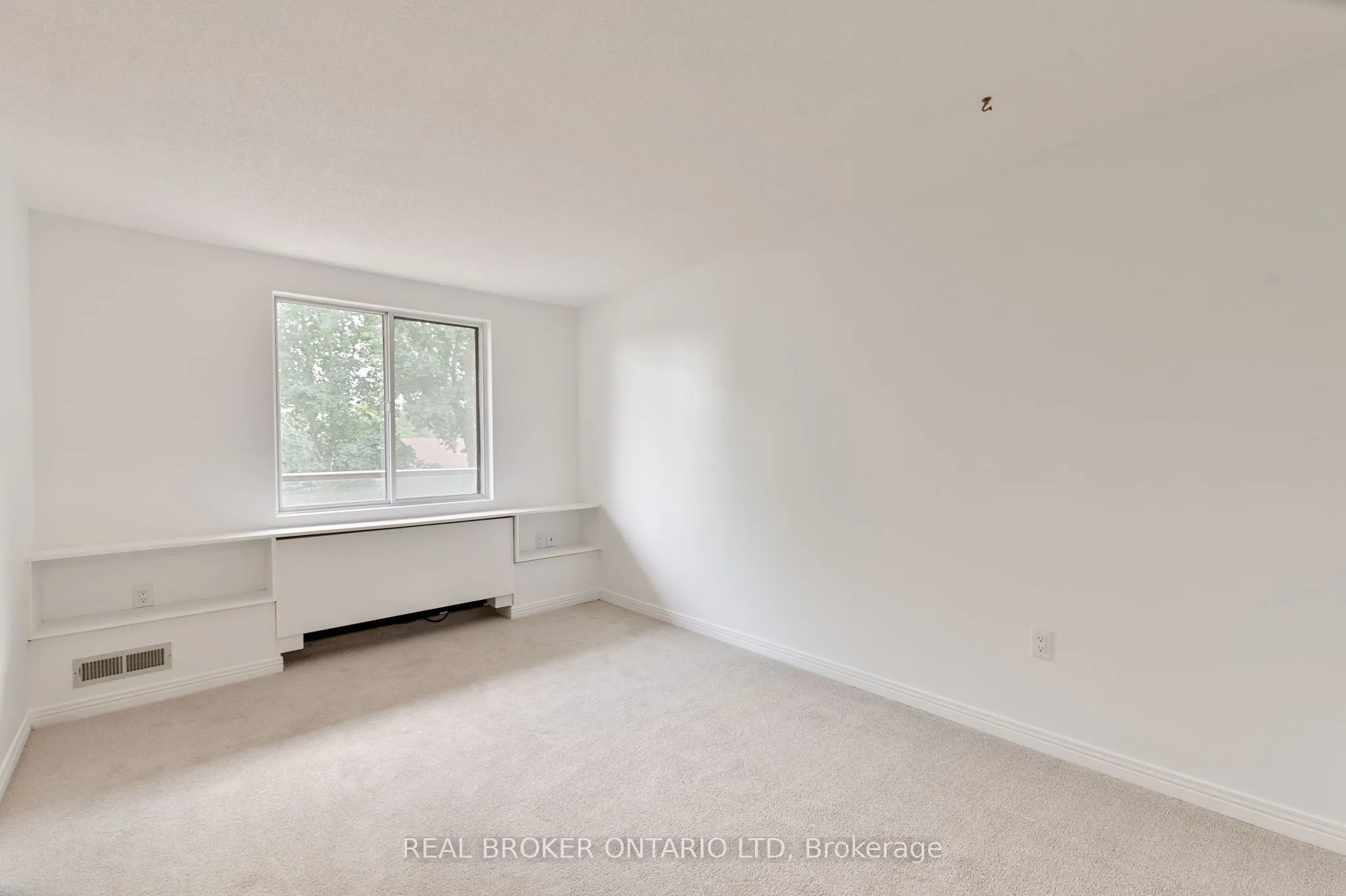 1180 Commissioners Road W, #310
